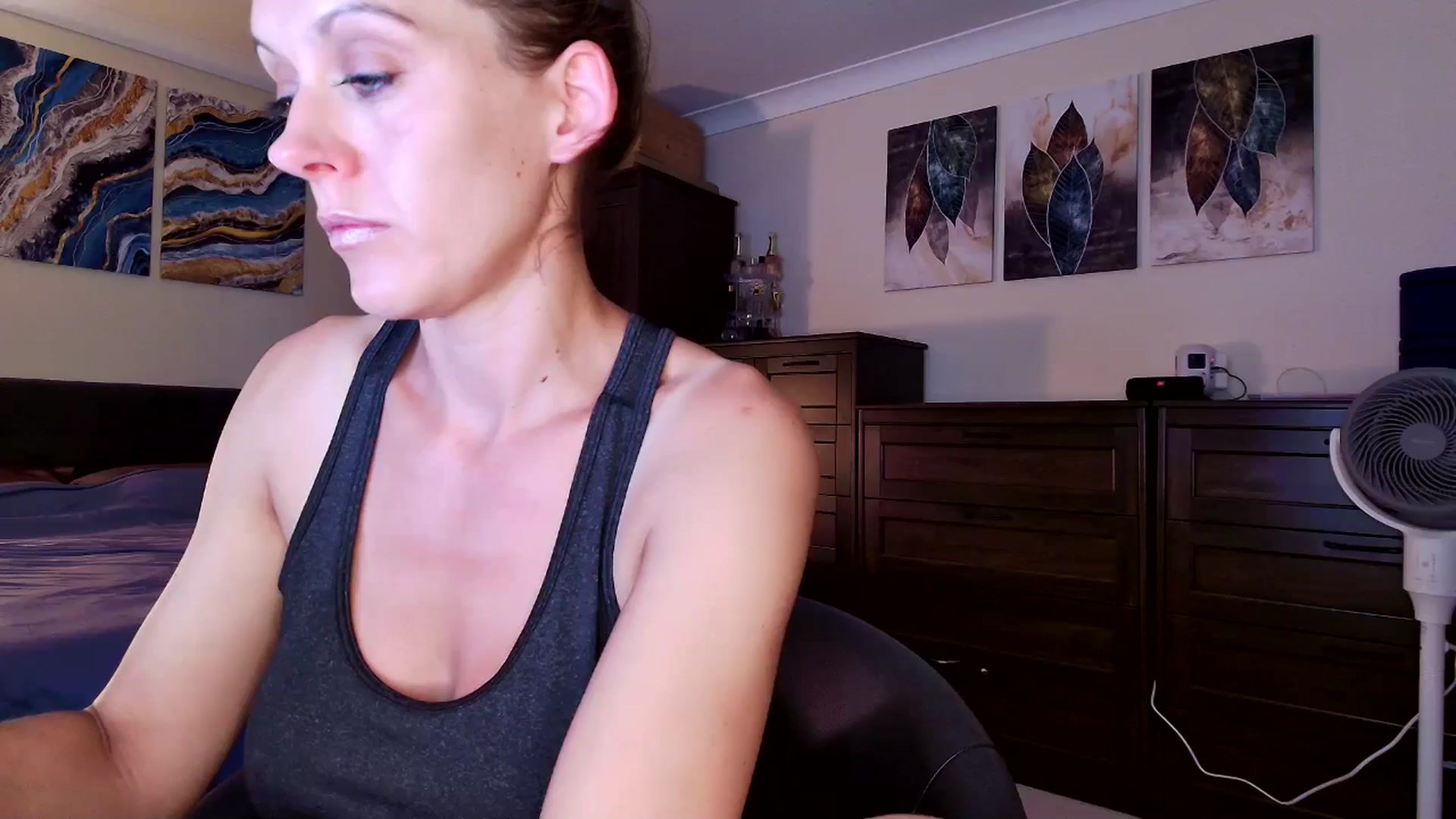 Gallery image thumbnail from Tabby_69's myfreecams stream on, 07/12/2025, 21:54 image 1 of 20