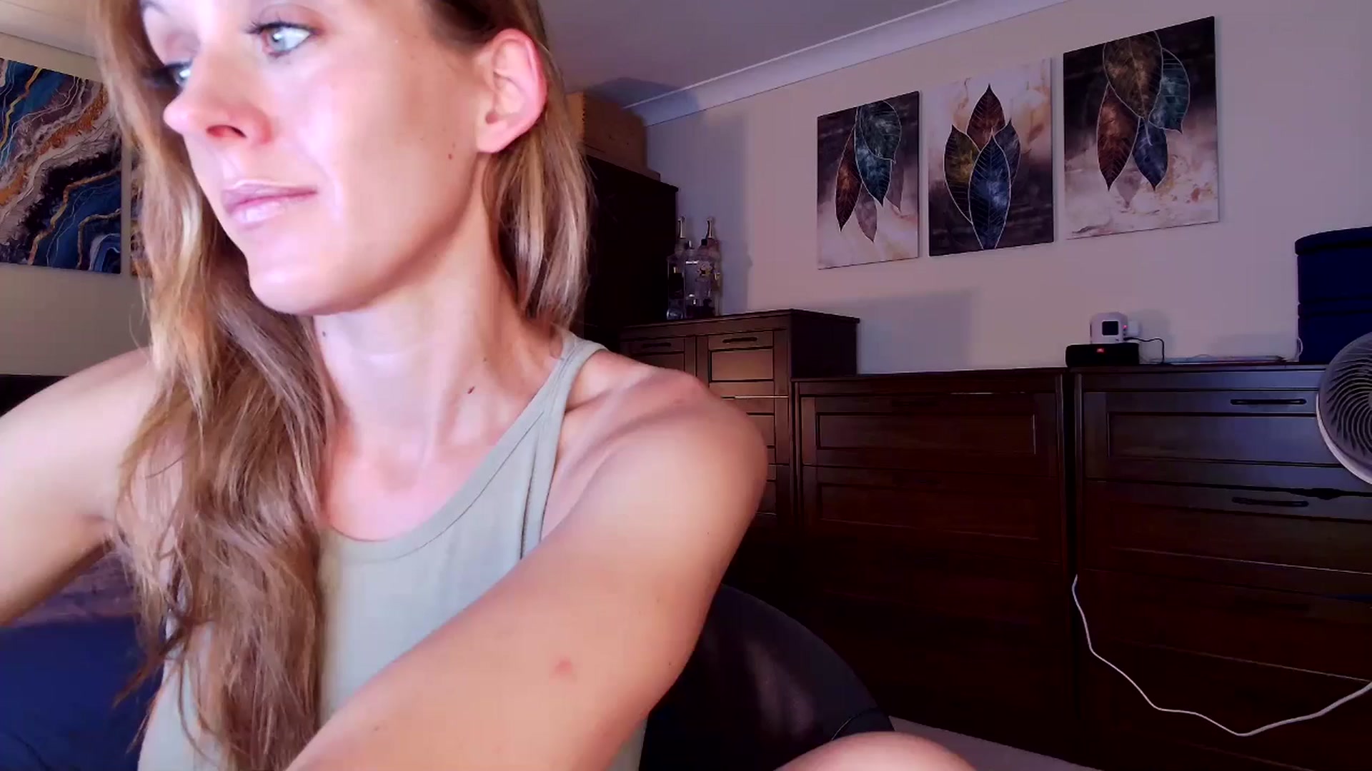 Gallery image thumbnail from Tabby_69's myfreecams stream on, 07/19/2025, 21:40 image 1 of 20
