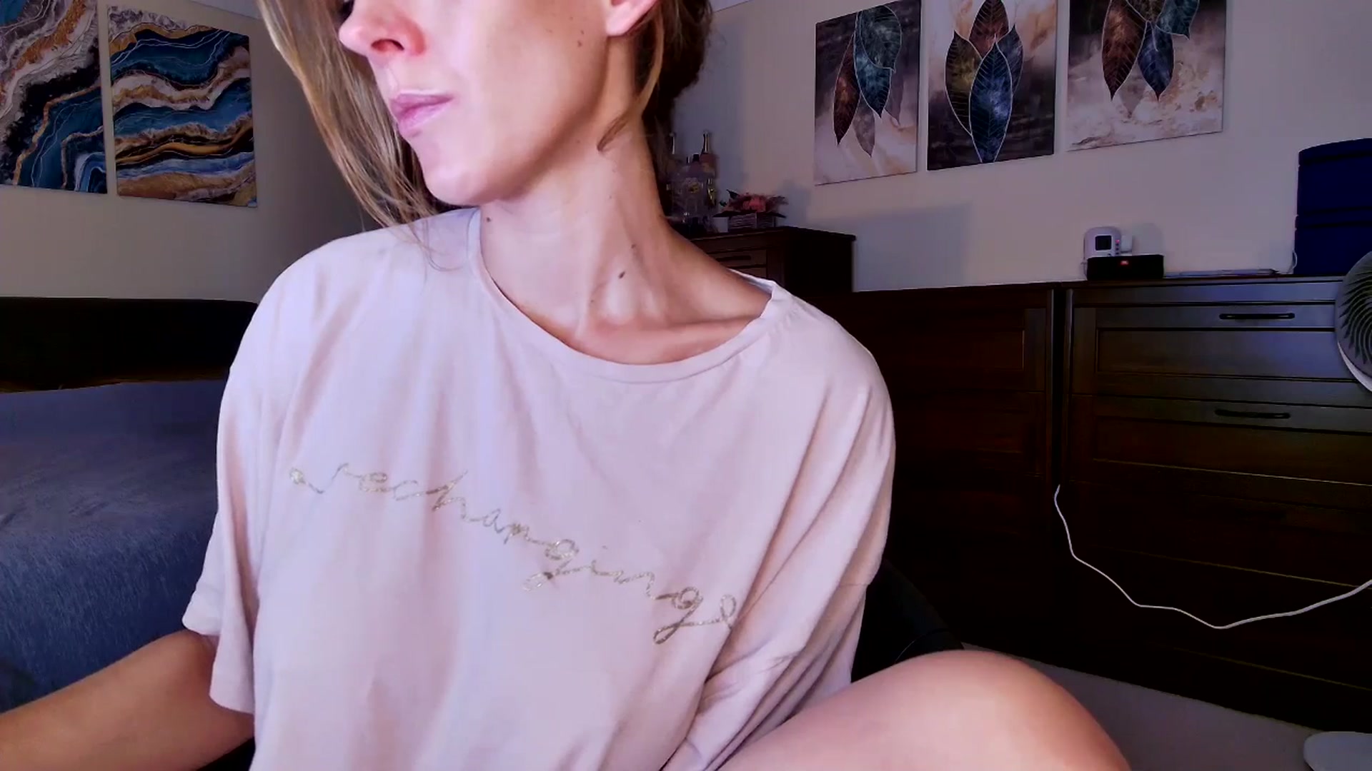Gallery image thumbnail from Tabby_69's myfreecams stream on, 07/22/2025, 22:01 image 19 of 20
