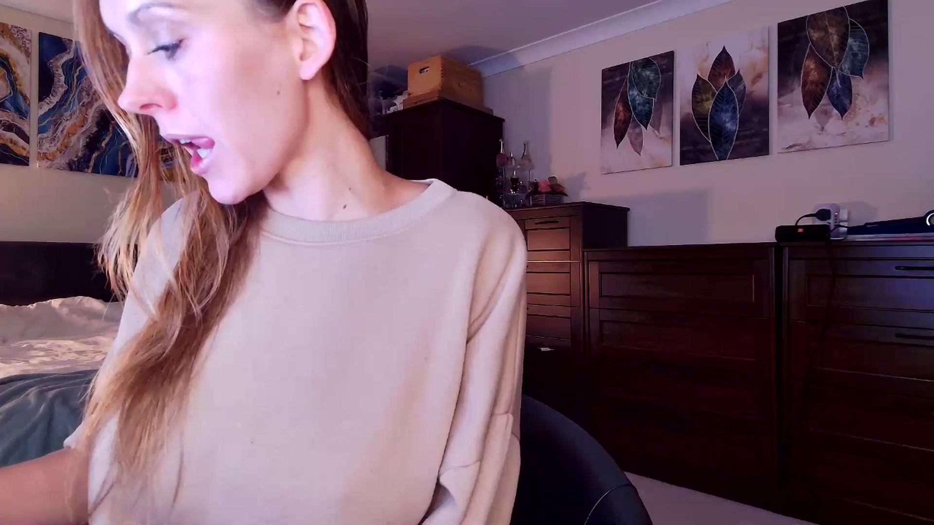 Gallery image thumbnail from Tabby_69's myfreecams stream on, 09/08/2025, 21:31 image 2 of 20