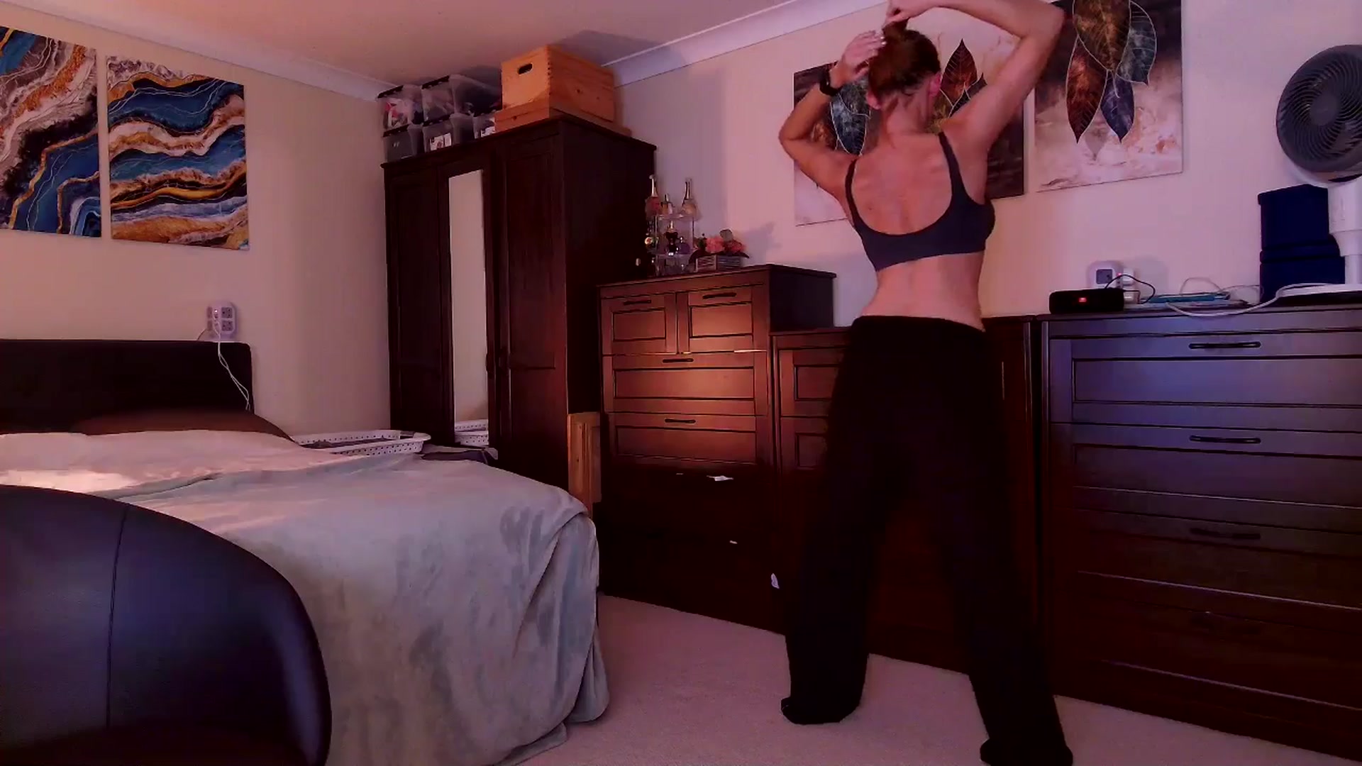 Gallery image thumbnail from Tabby_69's myfreecams stream on, 09/18/2025, 21:52 image 12 of 20