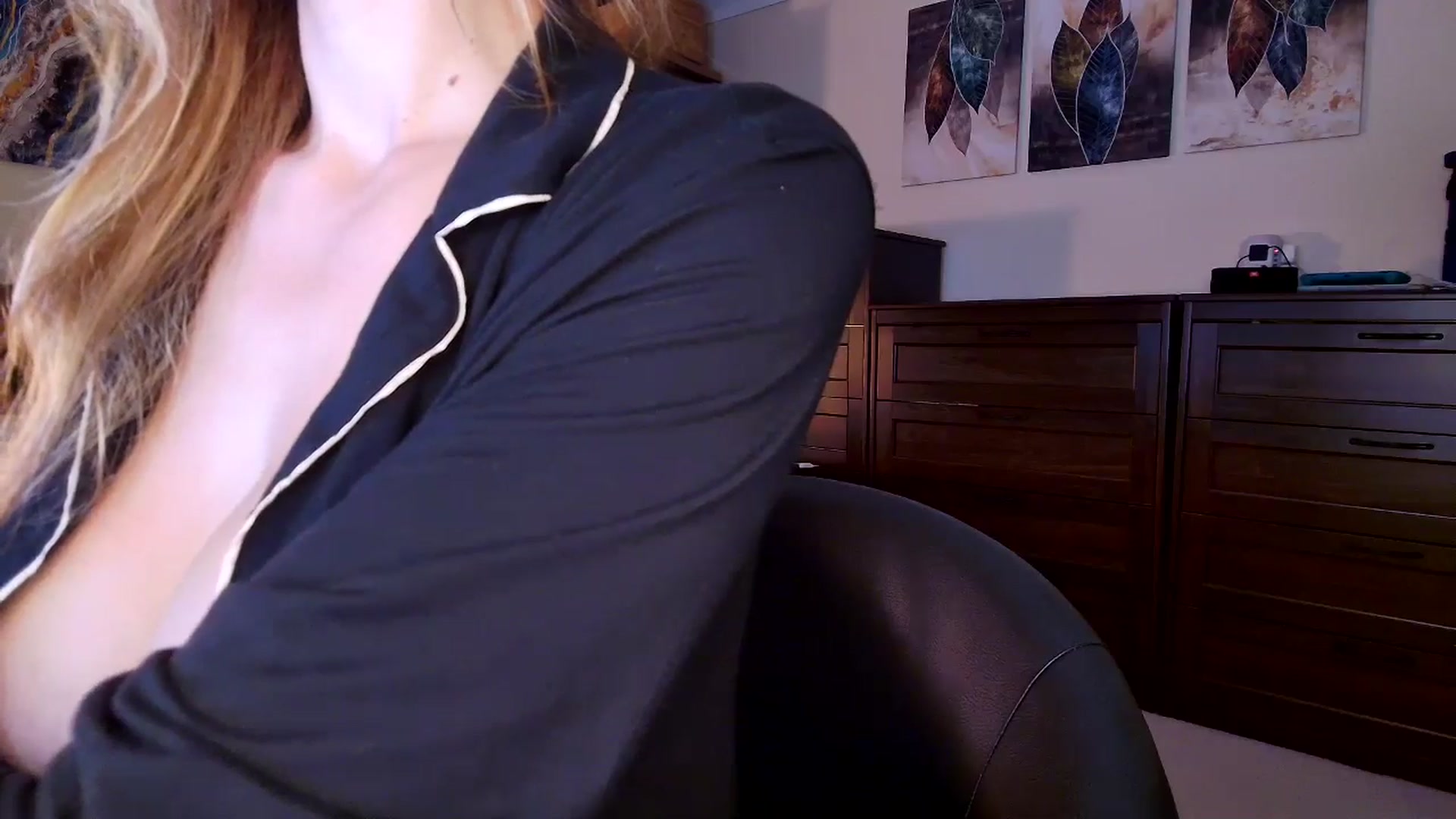 Gallery image thumbnail from Tabby_69's myfreecams stream on, 09/20/2025, 22:39 image 16 of 20