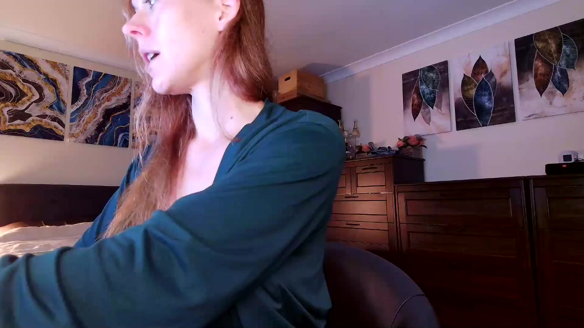 Gallery image thumbnail from Tabby_69's myfreecams stream on, 10/17/2025, 22:02 image 14 of 20