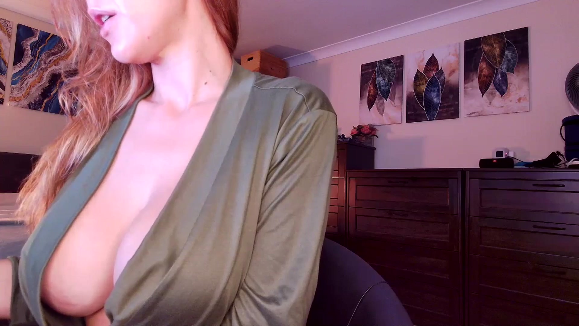Gallery image thumbnail from Tabby_69's myfreecams stream on, 10/30/2025, 23:14 image 19 of 20