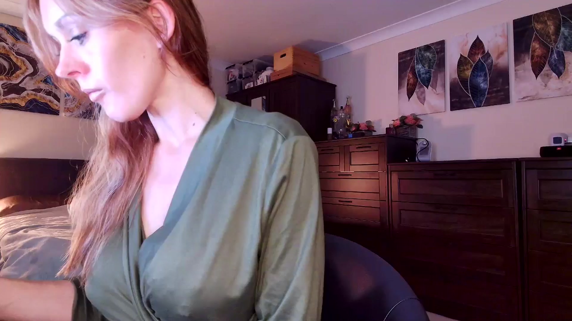 Gallery image thumbnail from Tabby_69's myfreecams stream on, 11/04/2025, 23:07 image 1 of 20