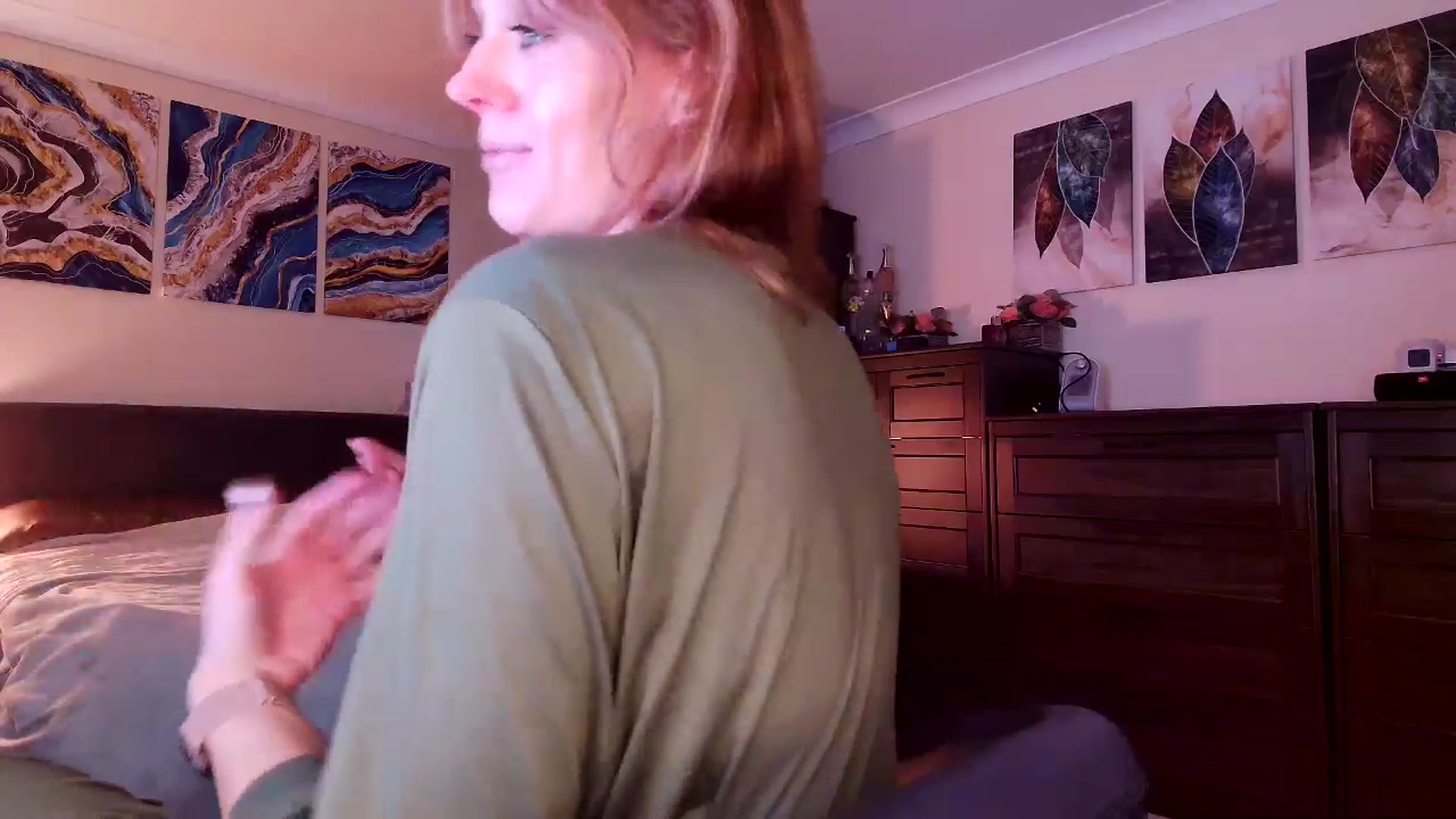 Gallery image thumbnail from Tabby_69's myfreecams stream on, 11/04/2025, 23:07 image 2 of 20