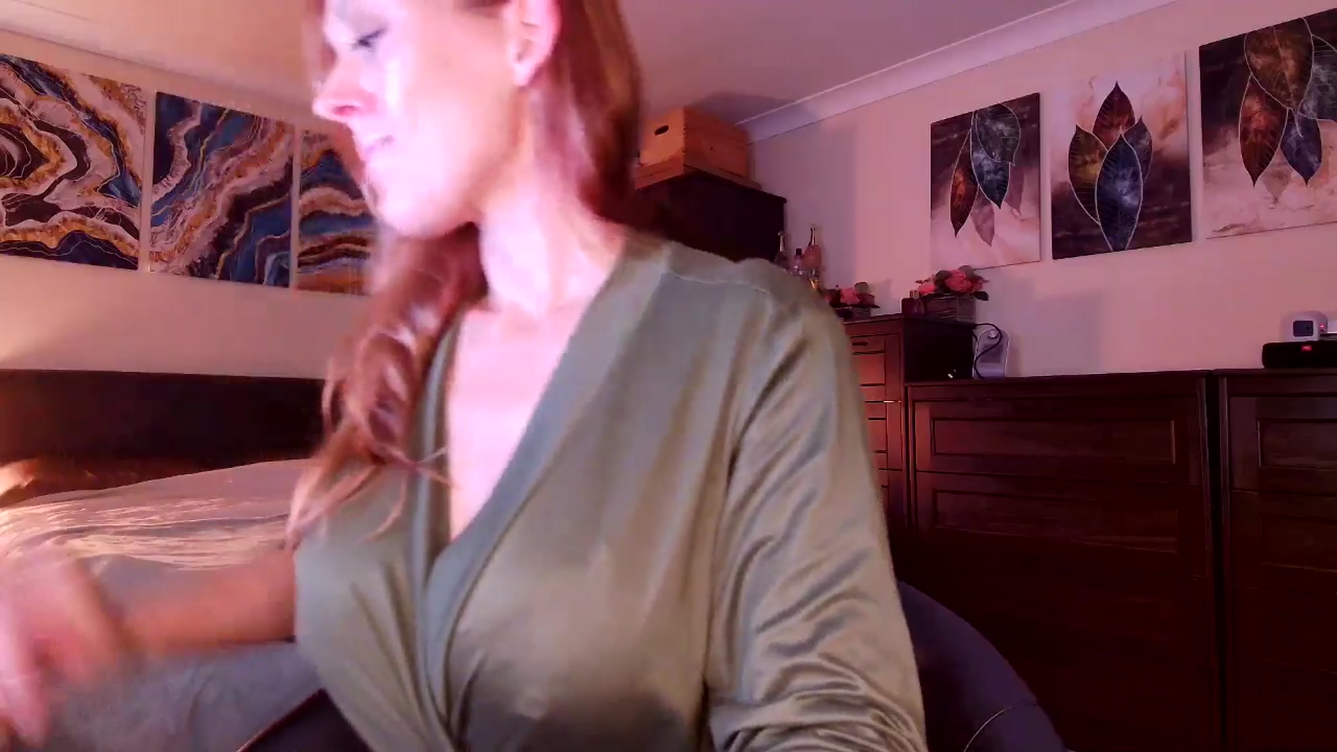 Gallery image thumbnail from Tabby_69's myfreecams stream on, 11/04/2025, 23:07 image 4 of 20