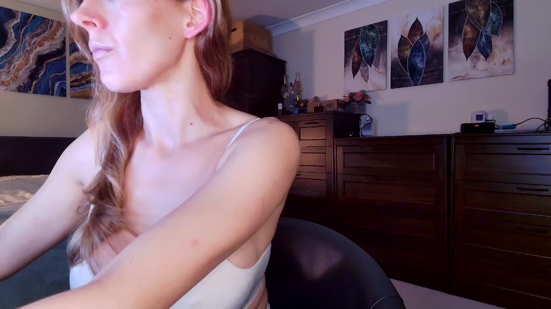 Gallery image thumbnail from Tabby_69's myfreecams stream on, 11/07/2025, 23:26 image 2 of 20
