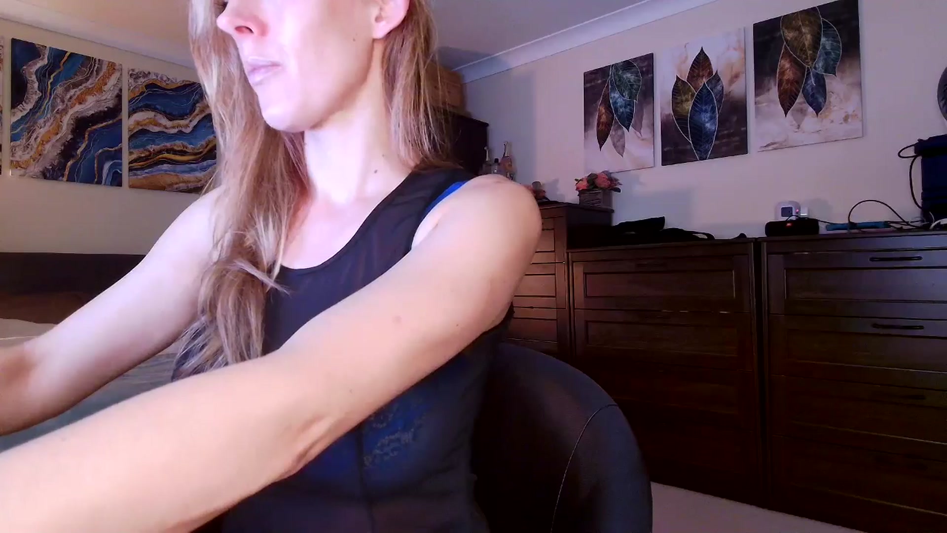 Gallery image thumbnail from Tabby_69's myfreecams stream on, 11/30/2025, 23:09 image 9 of 20