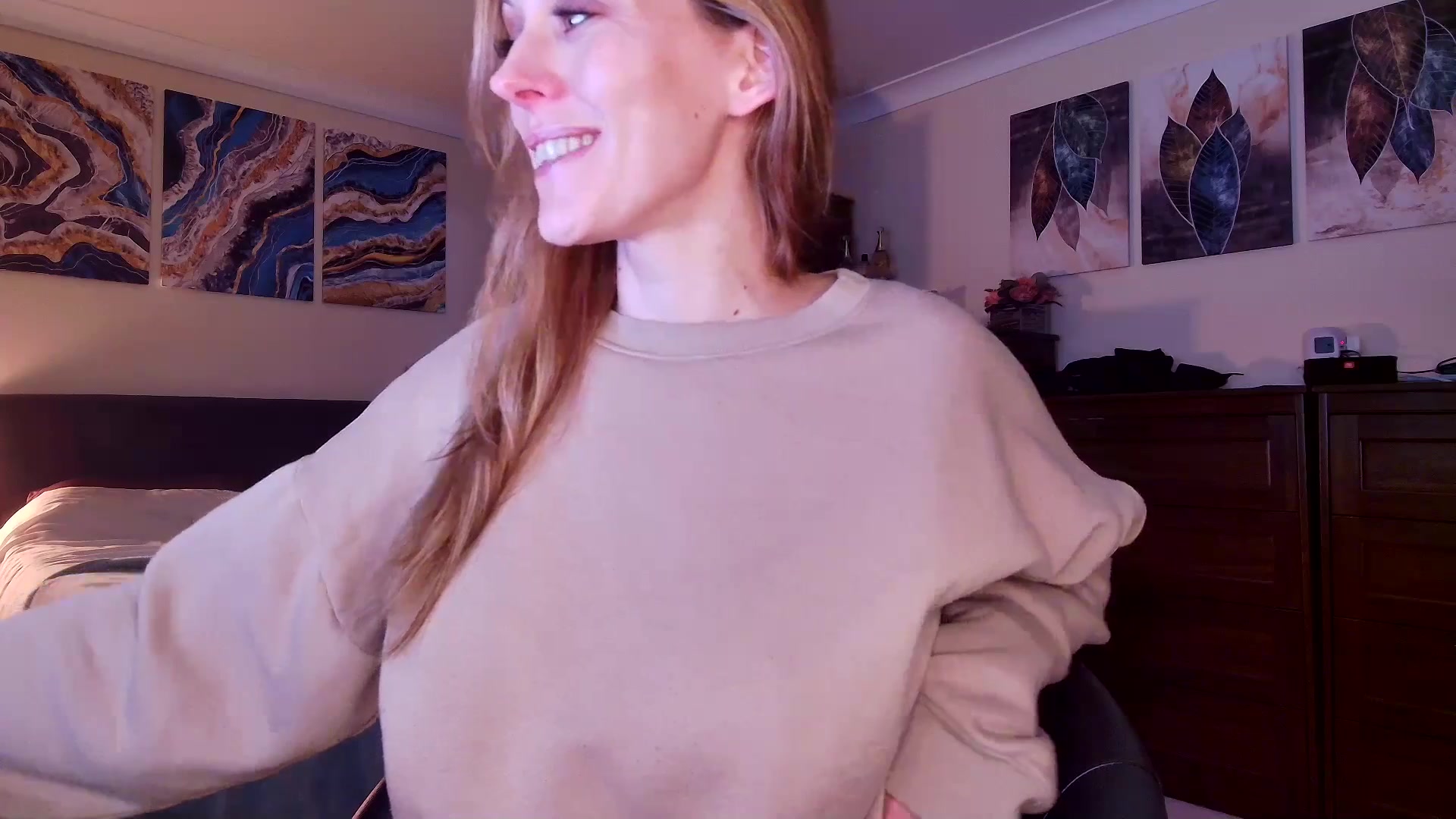 Gallery image thumbnail from Tabby_69's myfreecams stream on, 01/21/2026, 23:08 image 15 of 20