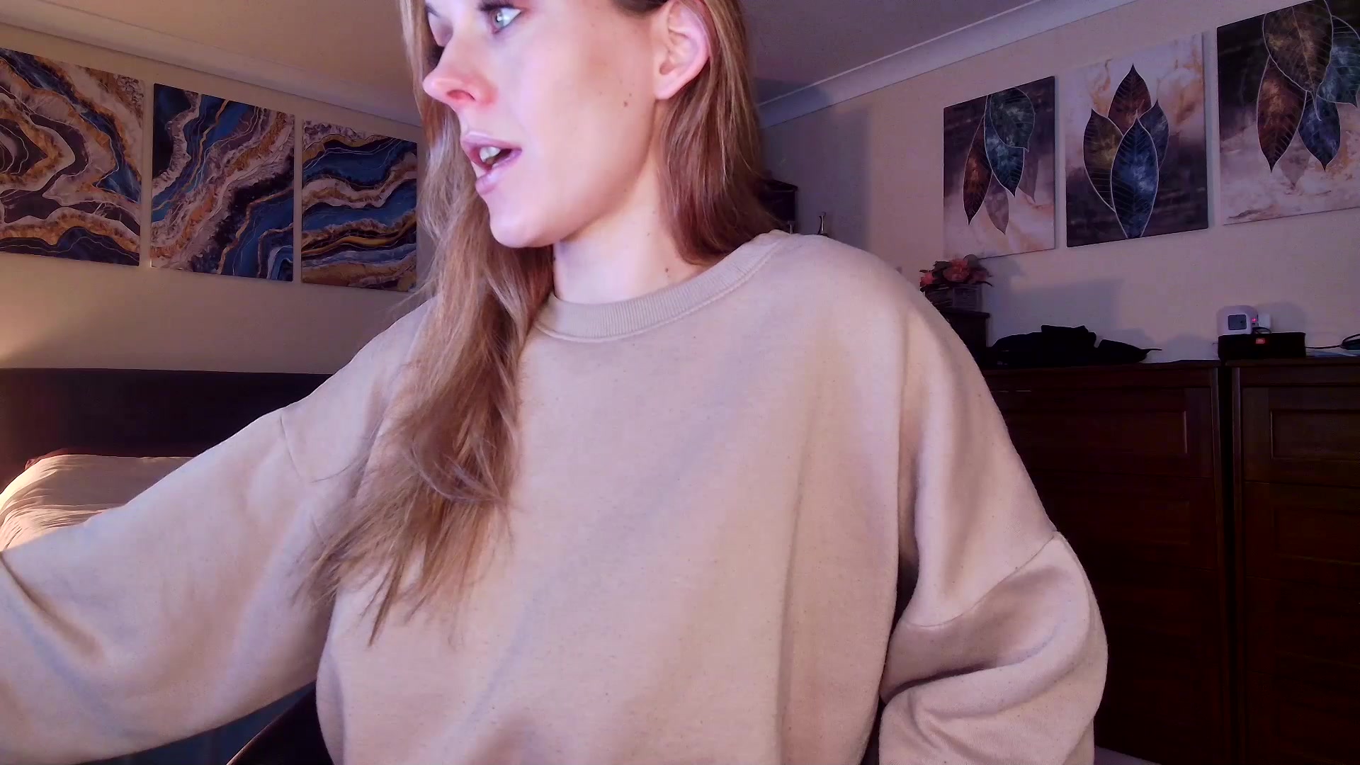 Gallery image thumbnail from Tabby_69's myfreecams stream on, 01/21/2026, 23:08 image 12 of 20