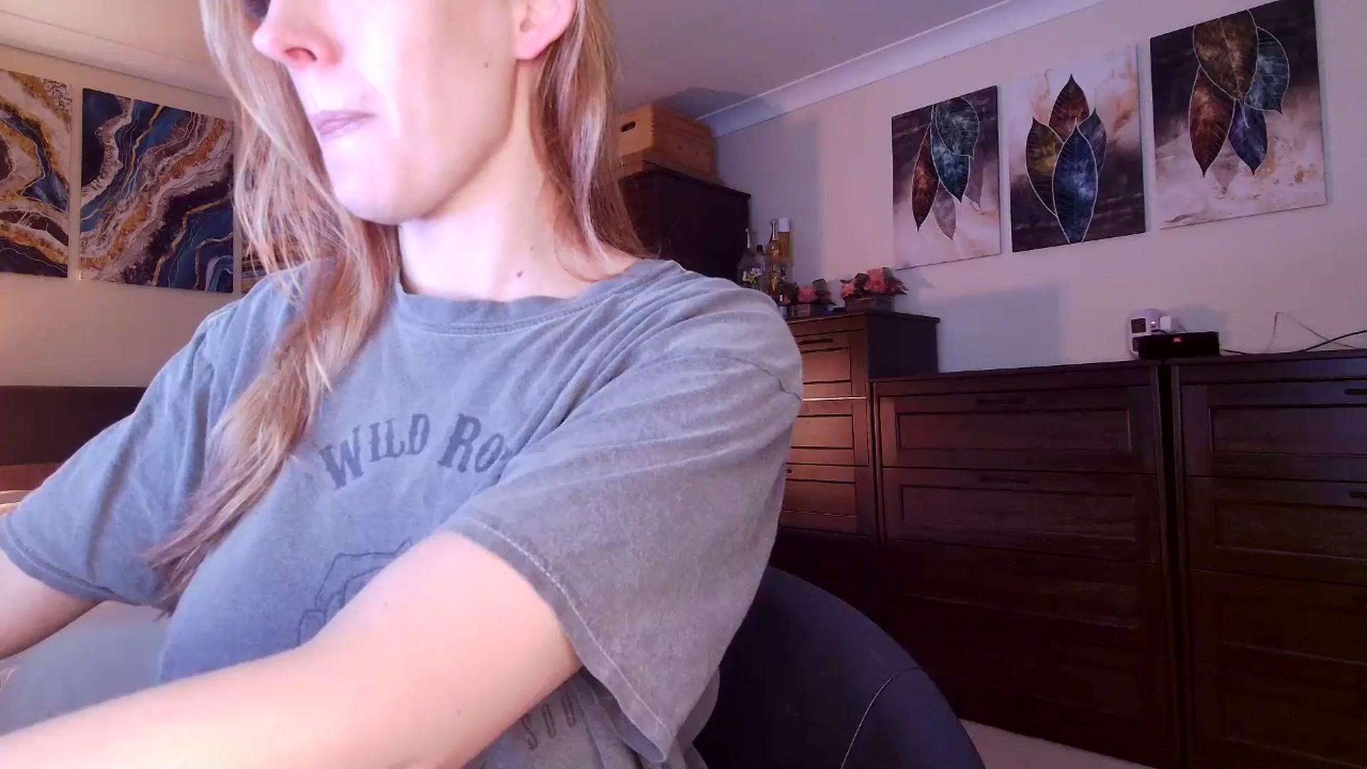 Gallery image thumbnail from Tabby_69's myfreecams stream on, 02/19/2026, 23:03 image 8 of 20