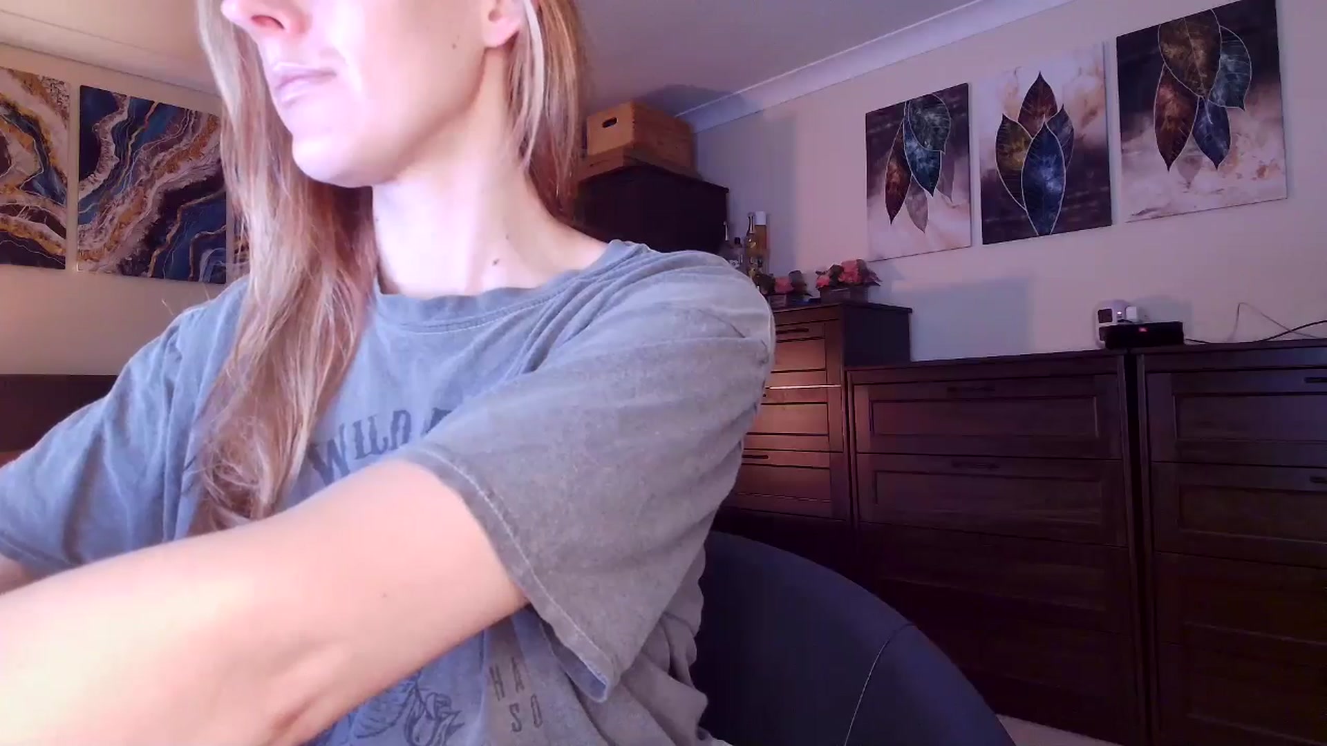 Gallery image thumbnail from Tabby_69's myfreecams stream on, 02/19/2026, 23:03 image 12 of 20
