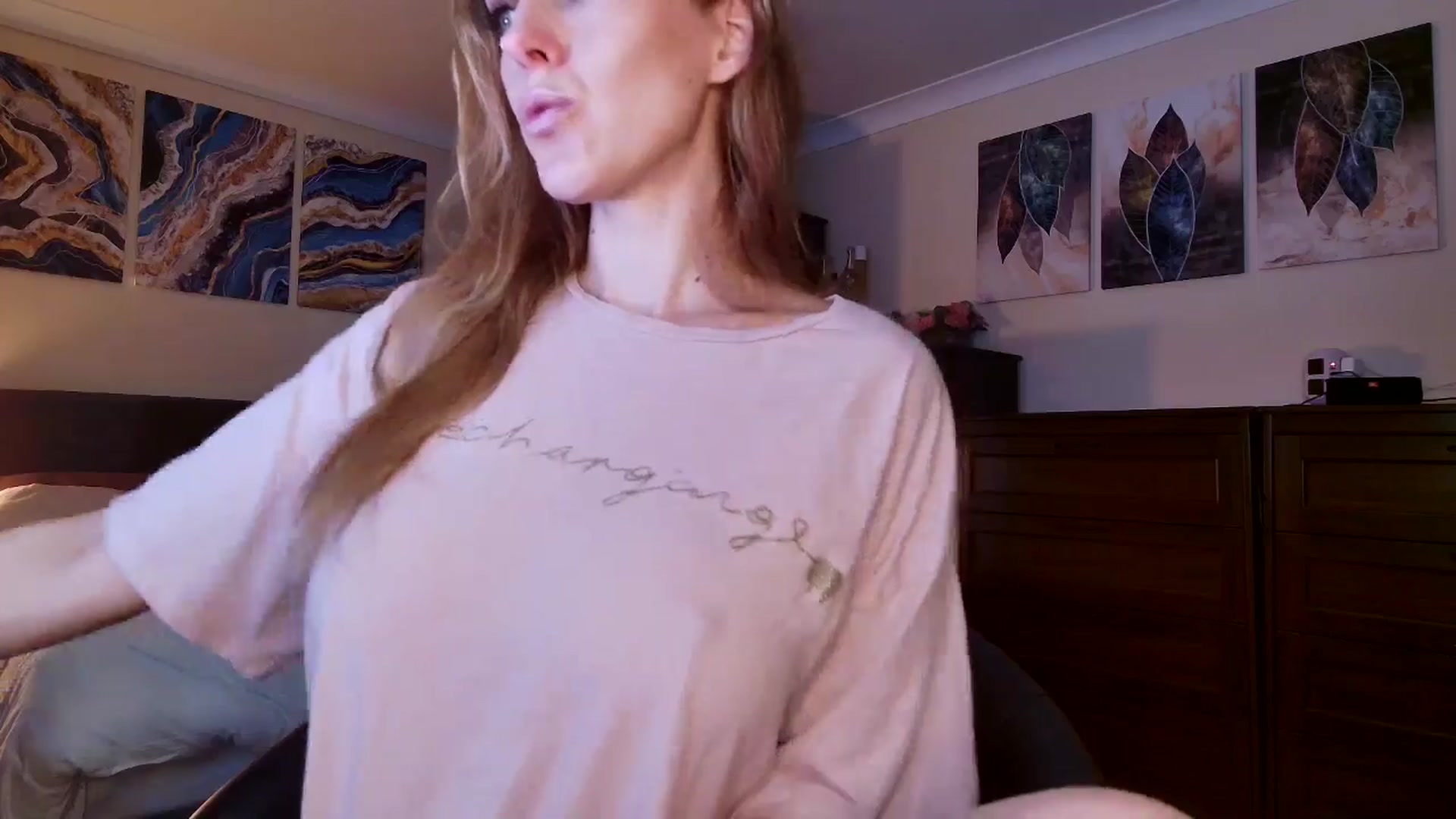 Gallery image thumbnail from Tabby_69's myfreecams stream on, 03/01/2026, 23:05 image 5 of 20
