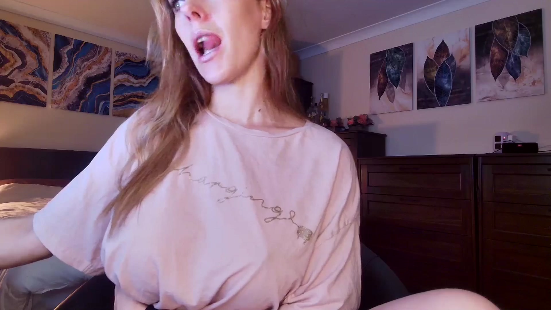 Gallery image thumbnail from Tabby_69's myfreecams stream on, 03/01/2026, 23:05 image 7 of 20