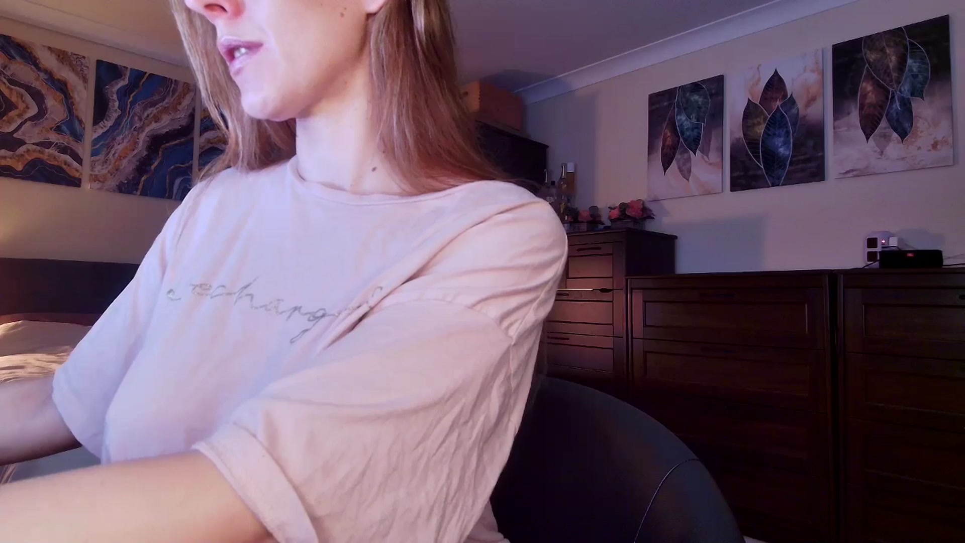 Gallery image thumbnail from Tabby_69's myfreecams stream on, 03/01/2026, 23:05 image 12 of 20