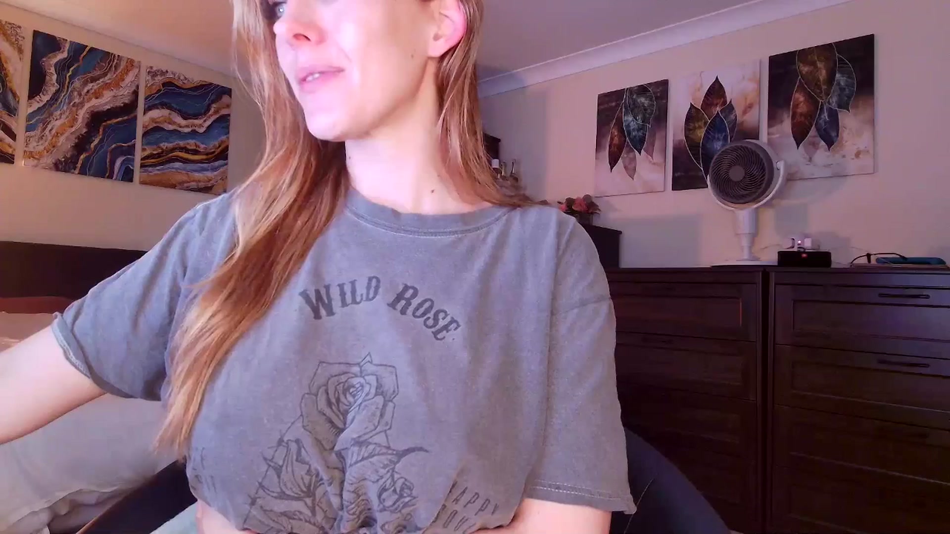 Gallery image thumbnail from Tabby_69's myfreecams stream on, 03/21/2026, 23:06 image 5 of 20