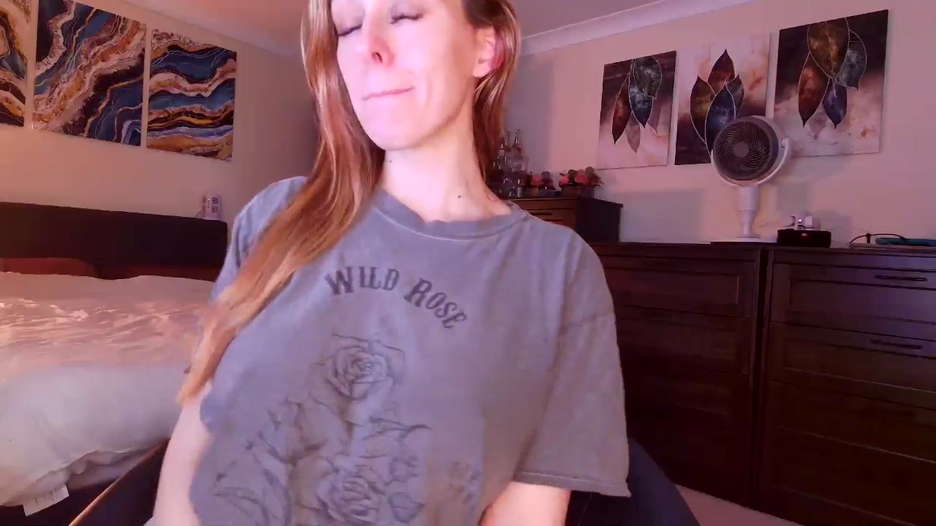 Gallery image thumbnail from Tabby_69's myfreecams stream on, 03/21/2026, 23:06 image 14 of 20