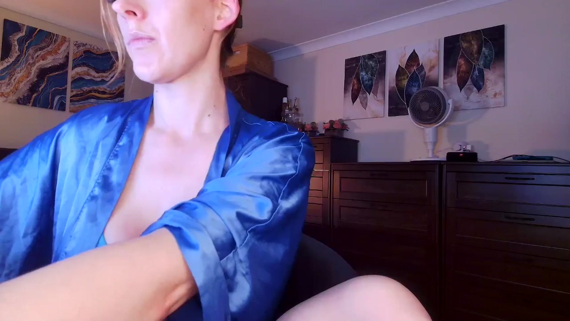 Gallery image thumbnail from Tabby_69's myfreecams stream on, 03/30/2026, 22:06 image 16 of 20