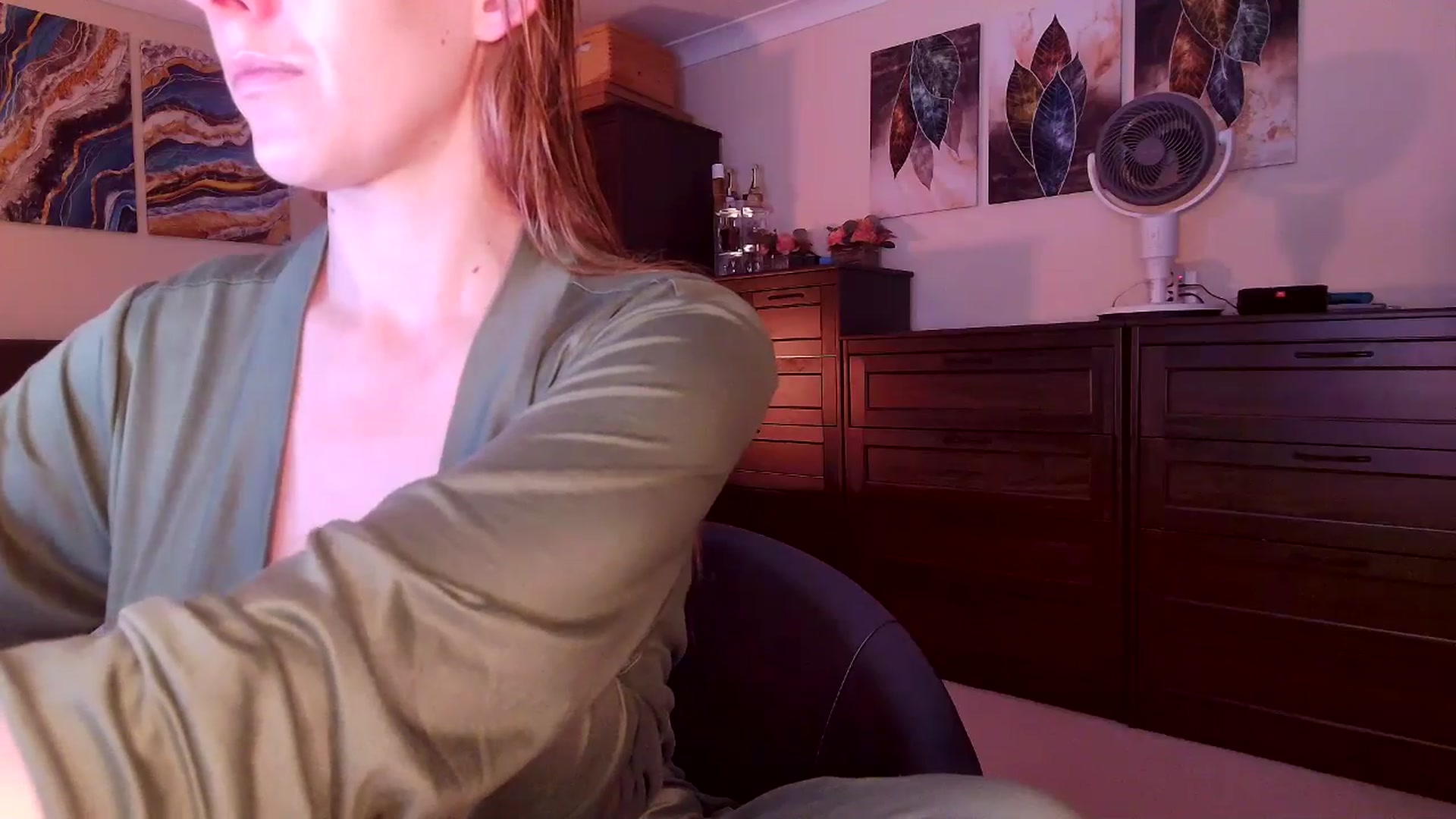 Gallery image thumbnail from Tabby_69's myfreecams stream on, 04/07/2026, 22:10 image 11 of 20