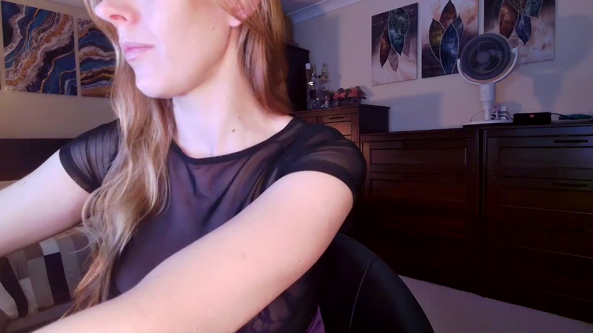 Gallery image thumbnail from Tabby_69's myfreecams stream on, 04/11/2026, 21:25 image 11 of 20