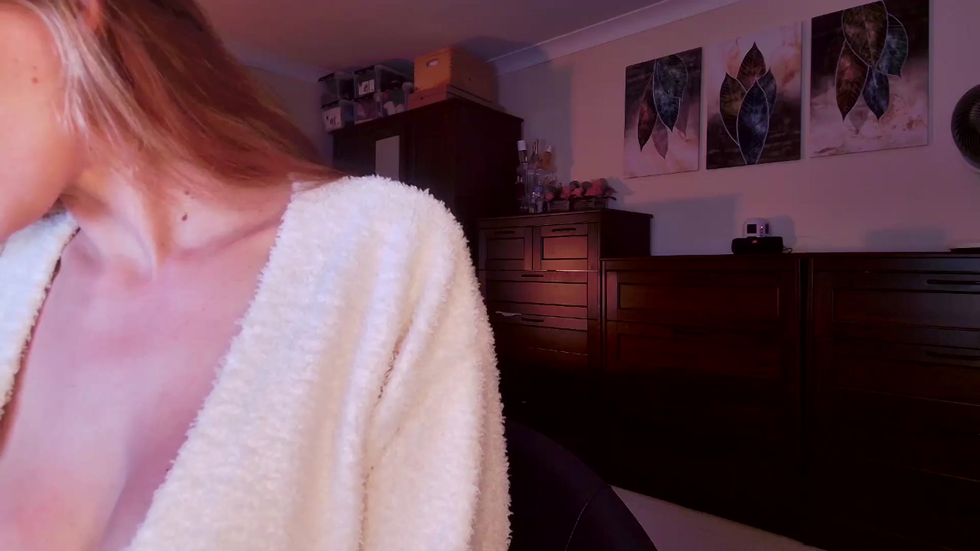 Gallery image thumbnail from Tabby_69's myfreecams stream on, 05/05/2026, 22:08 image 18 of 20