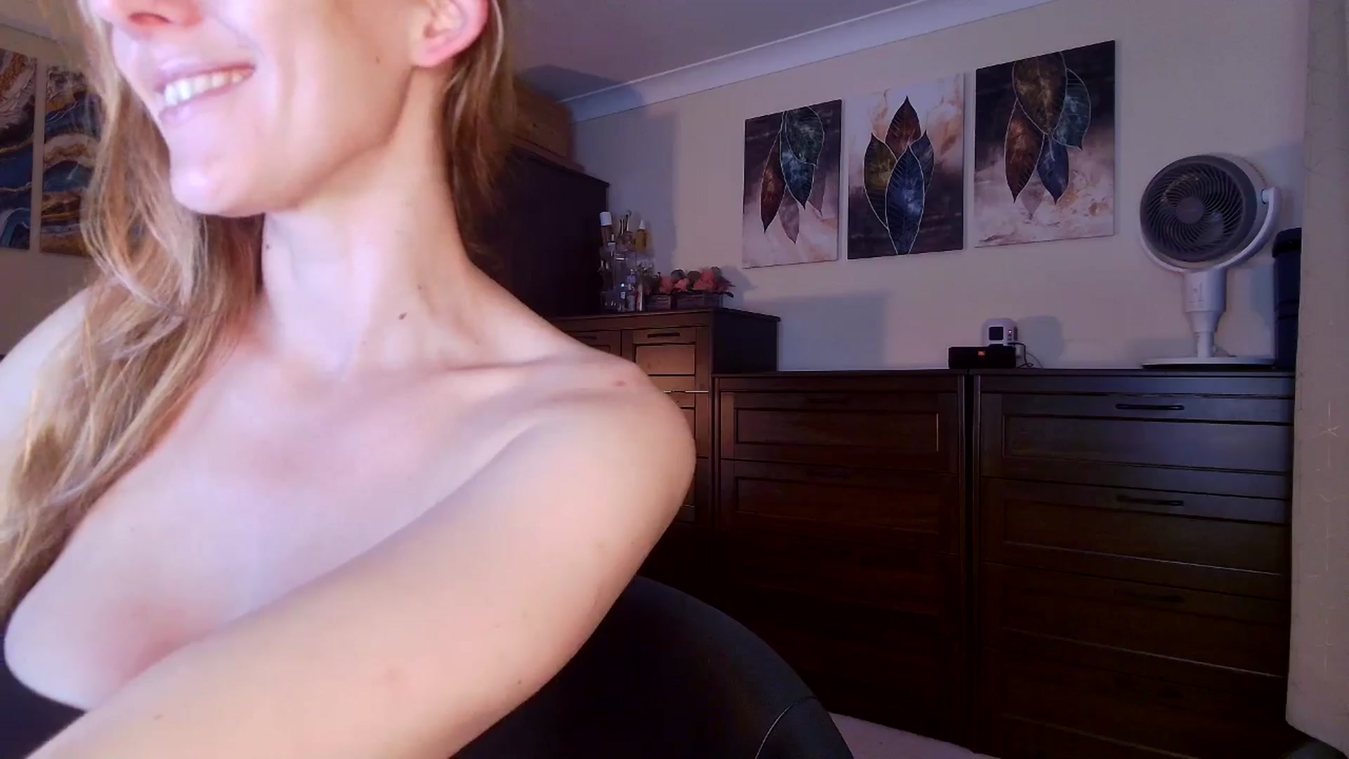 Gallery image thumbnail from Tabby_69's myfreecams stream on, 05/10/2026, 21:44 image 7 of 20