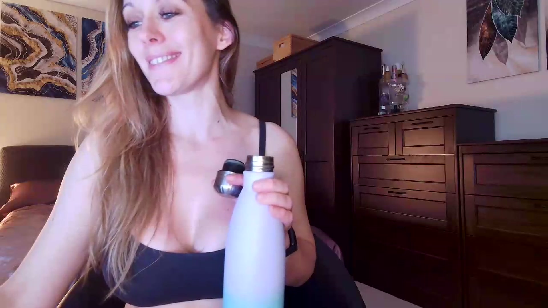 Gallery image thumbnail from Tabby_69's myfreecams stream on, 05/13/2026, 13:21 image 8 of 20