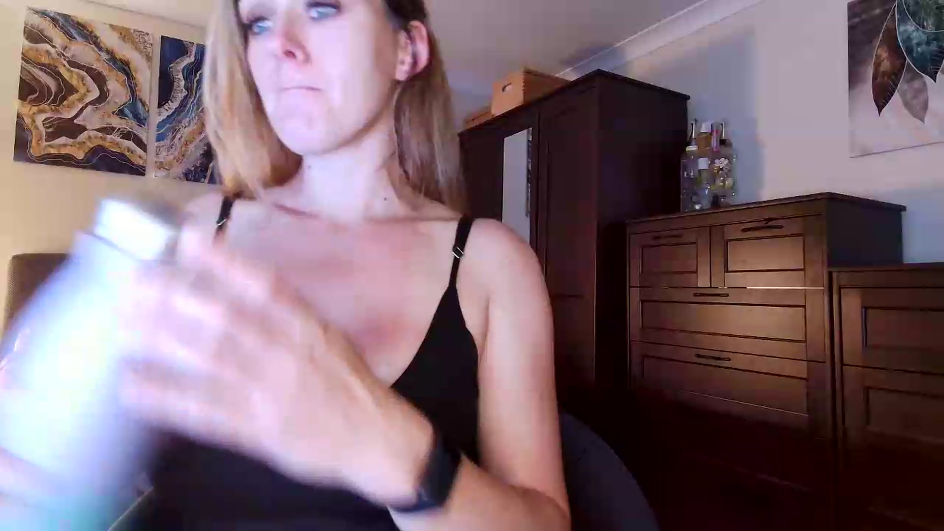 Gallery image thumbnail from Tabby_69's myfreecams stream on, 05/30/2026, 22:06 image 10 of 20