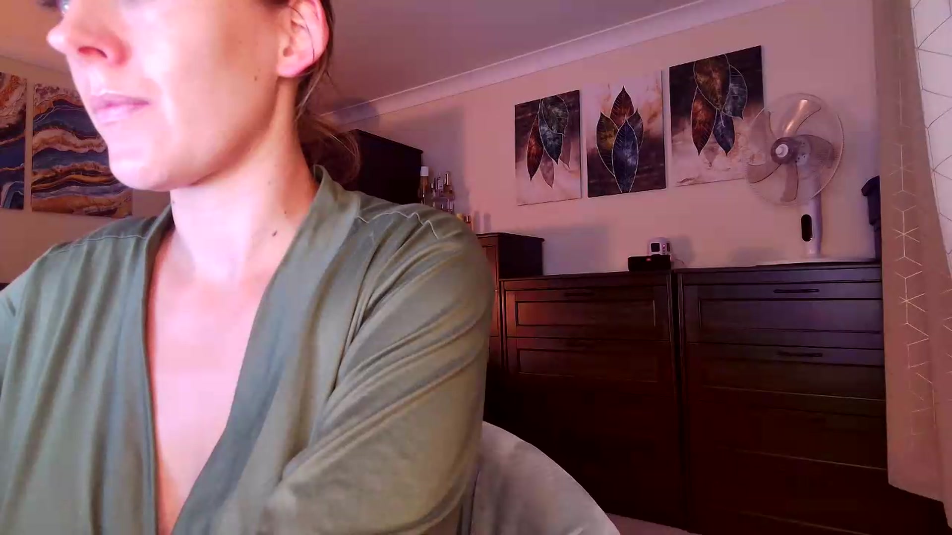 Gallery image thumbnail from Tabby_69's myfreecams stream on, 07/31/2026, 22:13 image 17 of 20