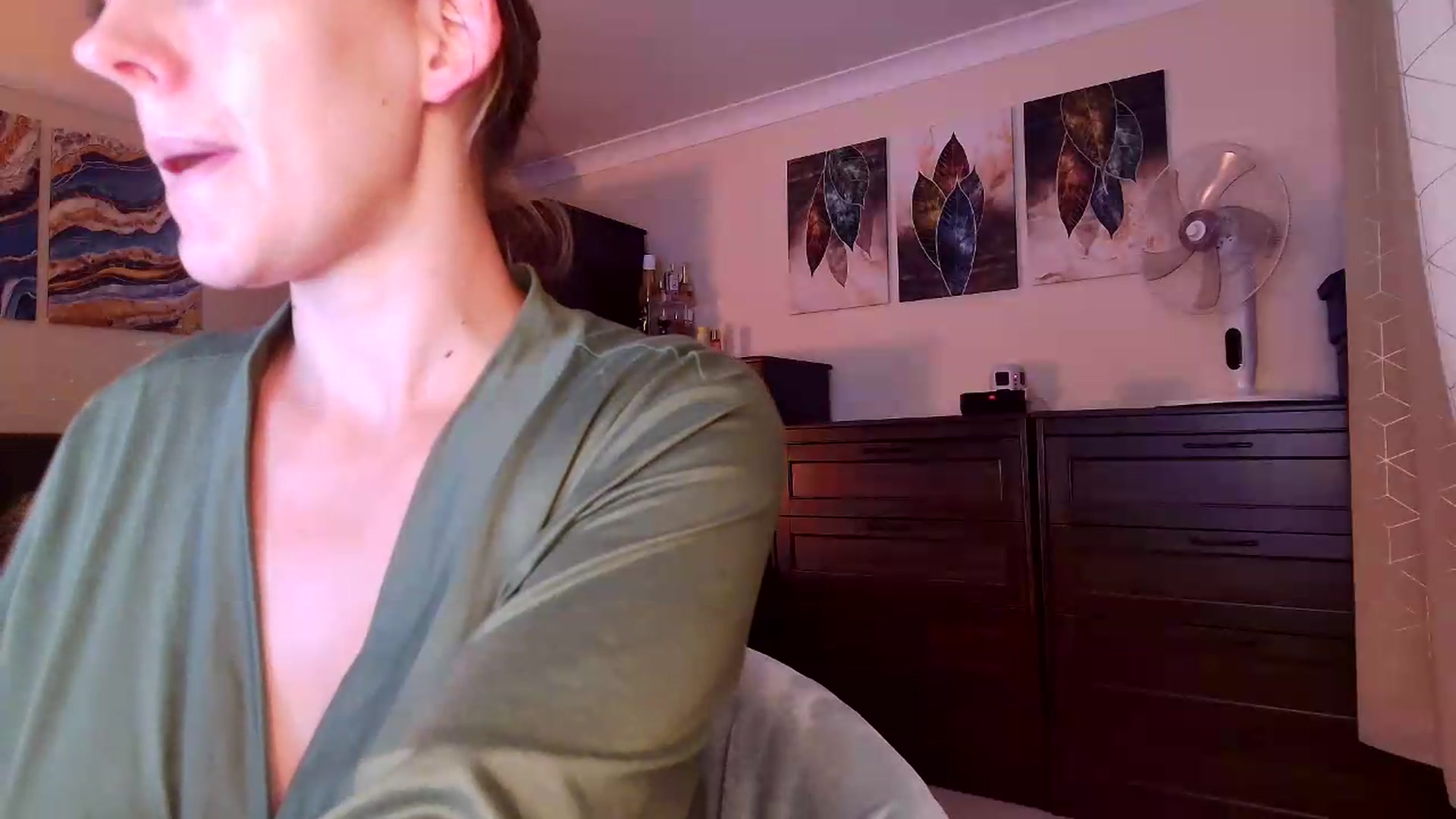 Gallery image thumbnail from Tabby_69's myfreecams stream on, 07/31/2026, 22:13 image 20 of 20