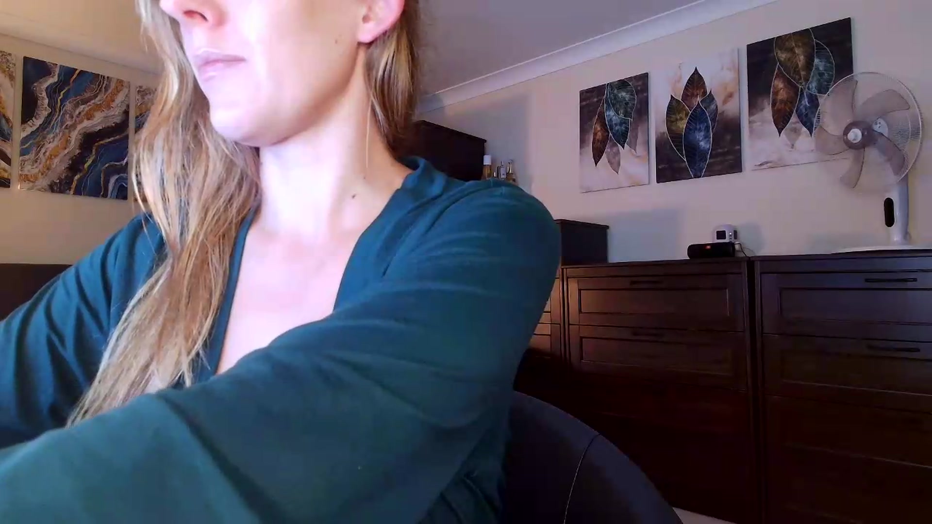 Gallery image thumbnail from Tabby_69's myfreecams stream on, 08/16/2026, 22:00 image 14 of 20