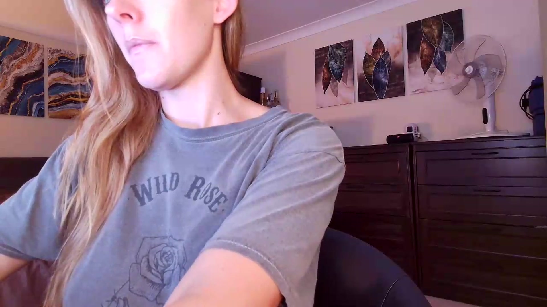 Gallery image thumbnail from Tabby_69's myfreecams stream on, 08/23/2026, 22:08 image 6 of 20