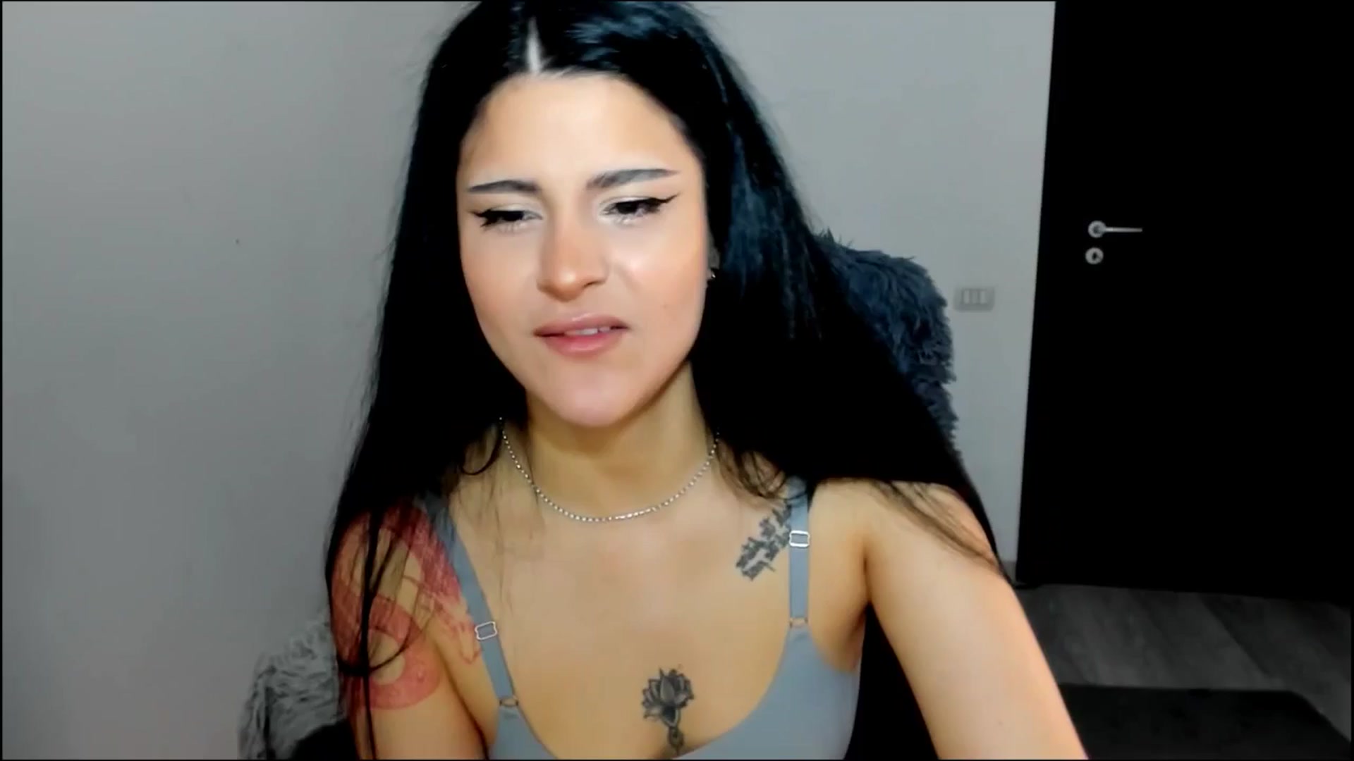 Gallery image thumbnail from Tabitha18's myfreecams stream on, 03/12/2025, 05:31 image 18 of 20