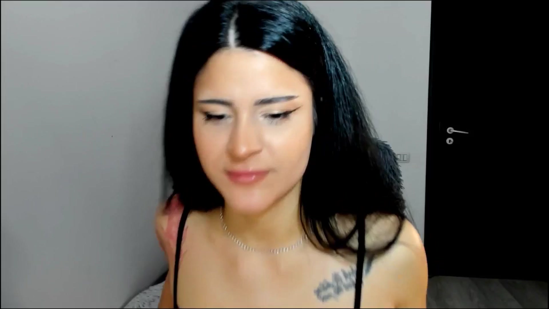 Gallery image thumbnail from Tabitha18's myfreecams stream on, 03/13/2025, 05:30 image 14 of 20