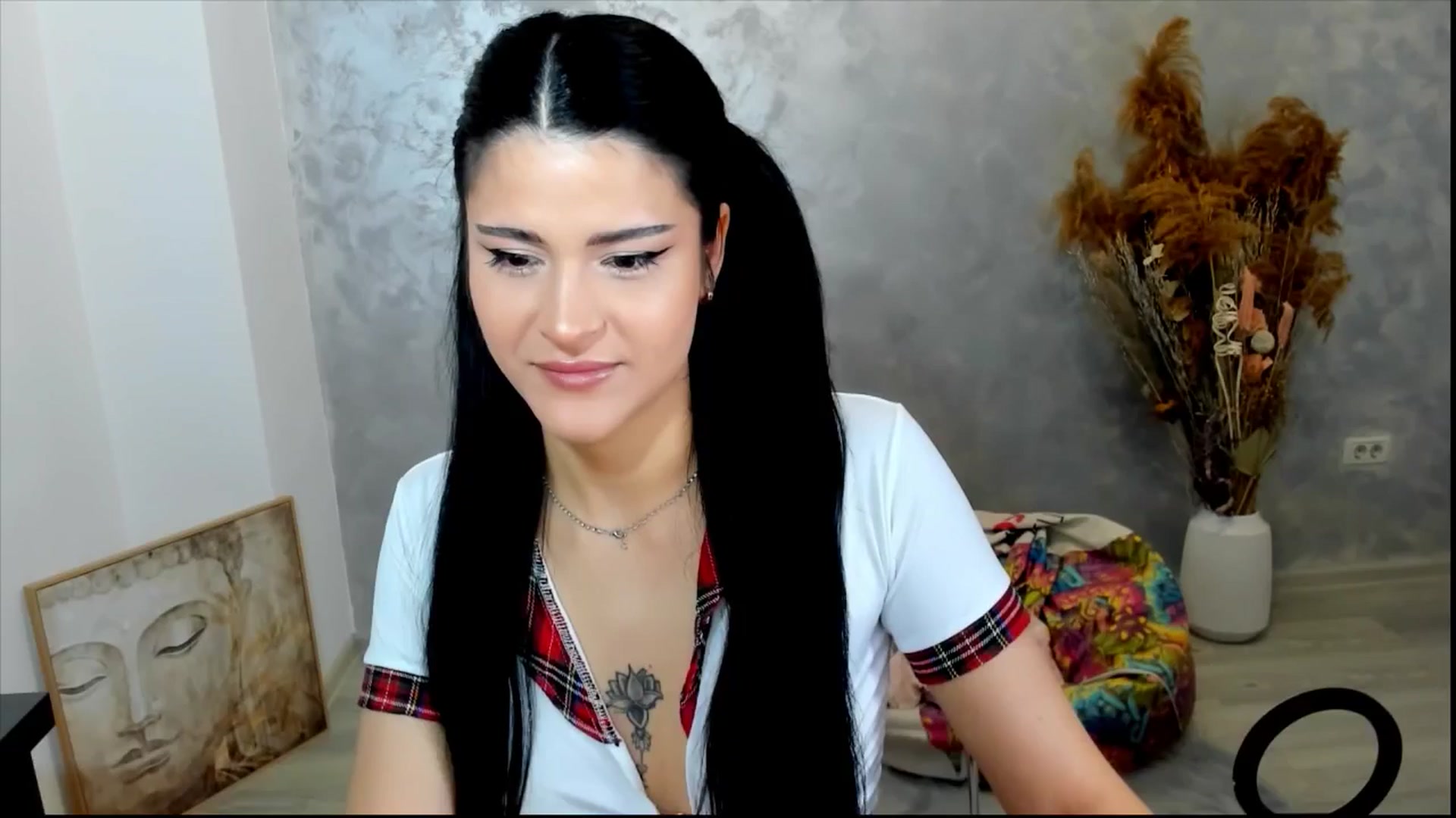 Gallery image thumbnail from Tabitha18's myfreecams stream on, 03/27/2025, 04:28 image 10 of 20