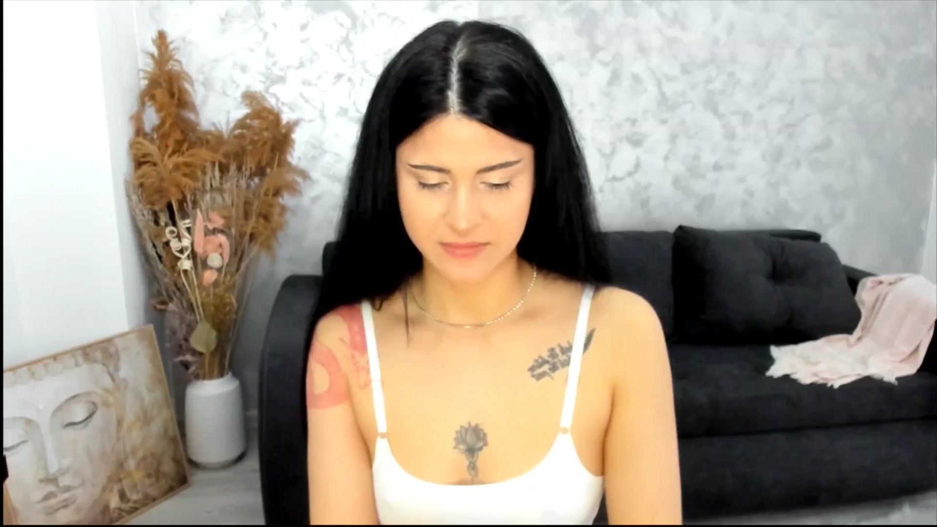 Gallery image thumbnail from Tabitha18's myfreecams stream on, 04/07/2025, 04:15 image 19 of 20