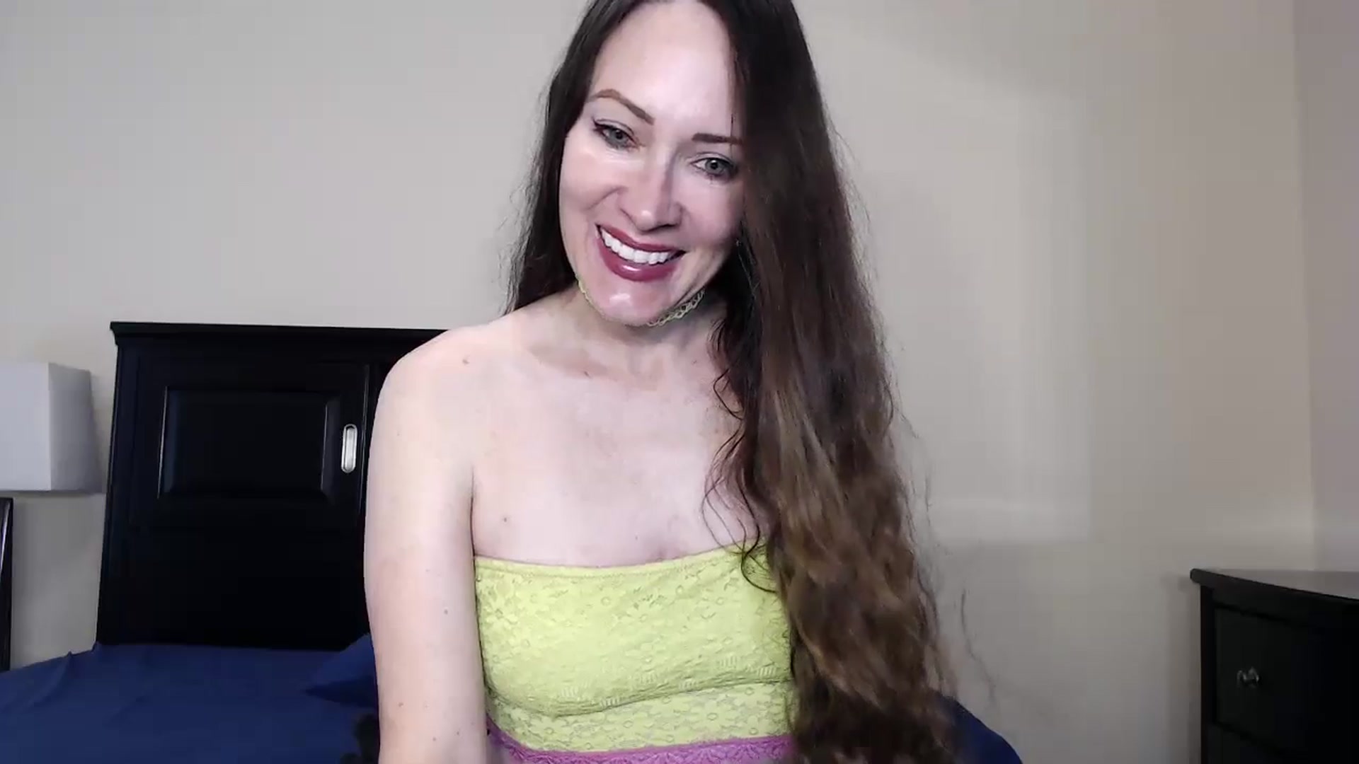 Gallery image thumbnail from TabooMILF43's myfreecams stream on, 08/13/2024, 13:36 image 2 of 20
