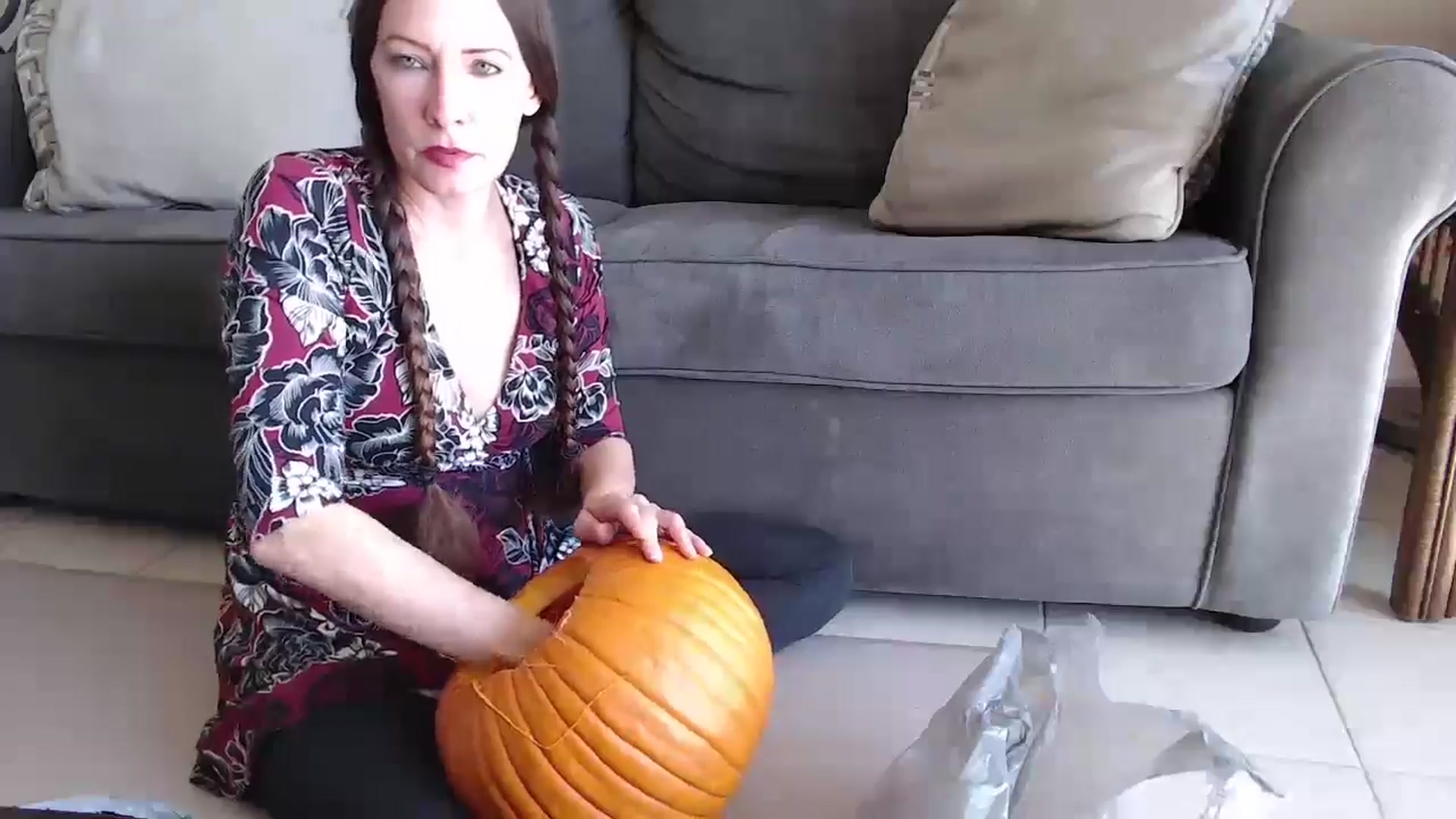 Gallery image thumbnail from TabooMILF43's myfreecams stream on, 10/28/2024, 16:10 image 17 of 20