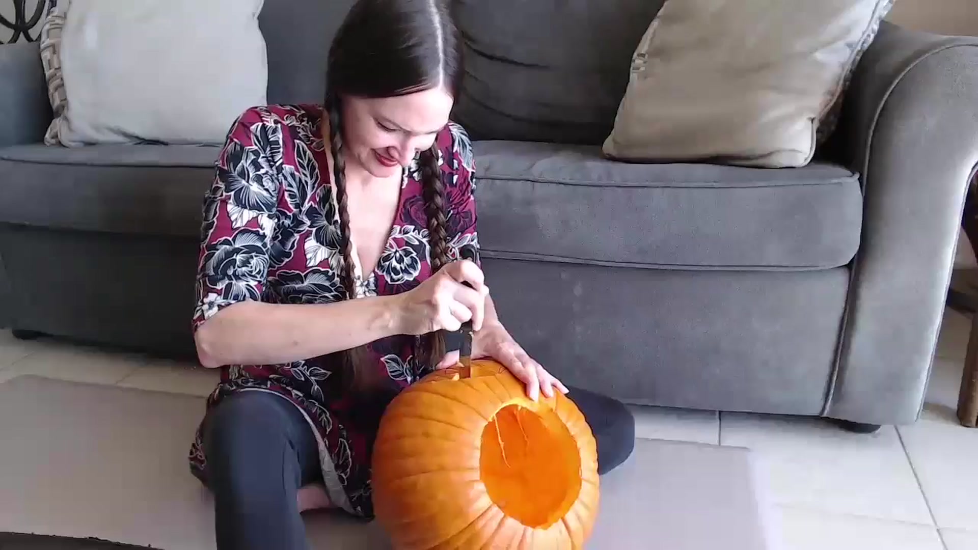 Gallery image thumbnail from TabooMILF43's myfreecams stream on, 10/28/2024, 16:35 image 11 of 20
