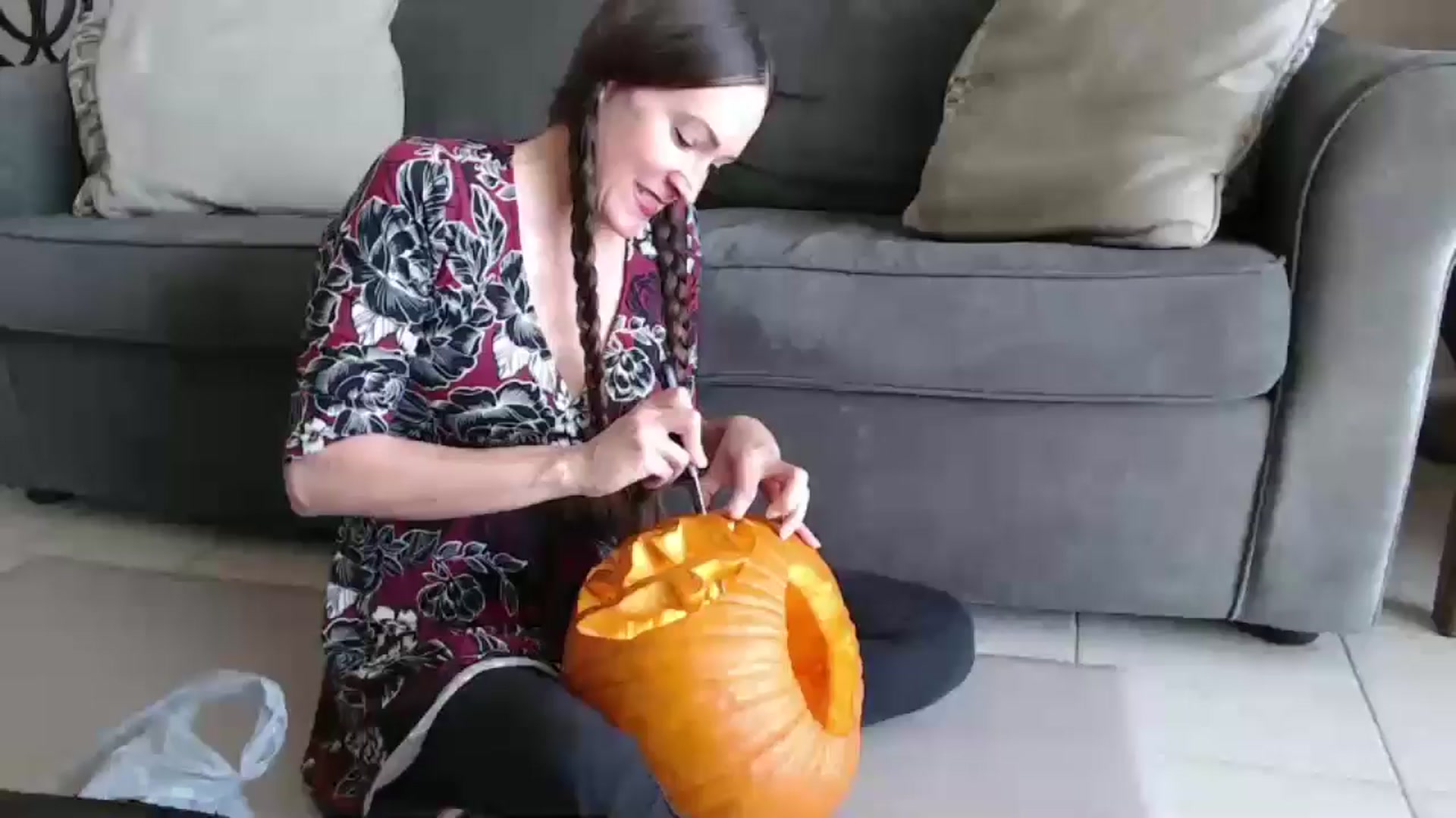 Gallery image thumbnail from TabooMILF43's myfreecams stream on, 10/28/2024, 16:50 image 11 of 20