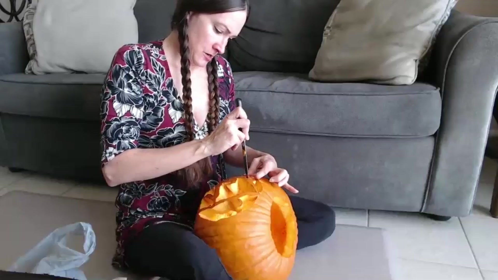Gallery image thumbnail from TabooMILF43's myfreecams stream on, 10/28/2024, 16:50 image 10 of 20