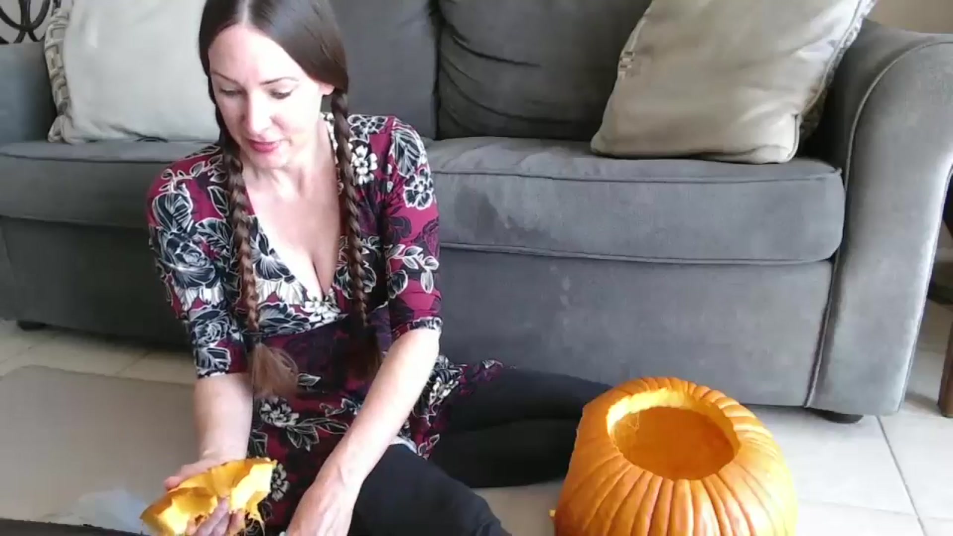 Gallery image thumbnail from TabooMILF43's myfreecams stream on, 10/28/2024, 16:50 image 20 of 20