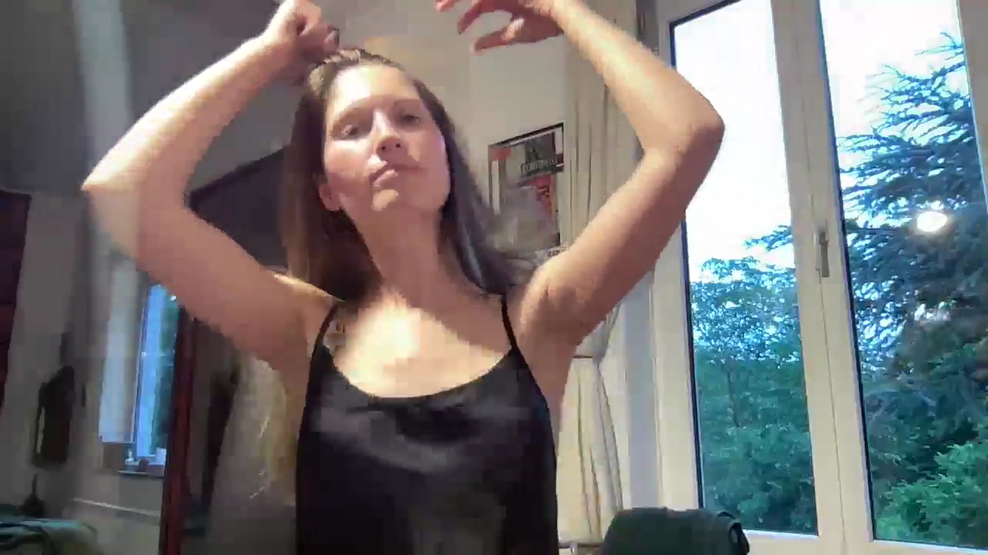 Gallery image thumbnail from Tai_tai's myfreecams stream on, 07/08/2024, 19:46 image 12 of 20
