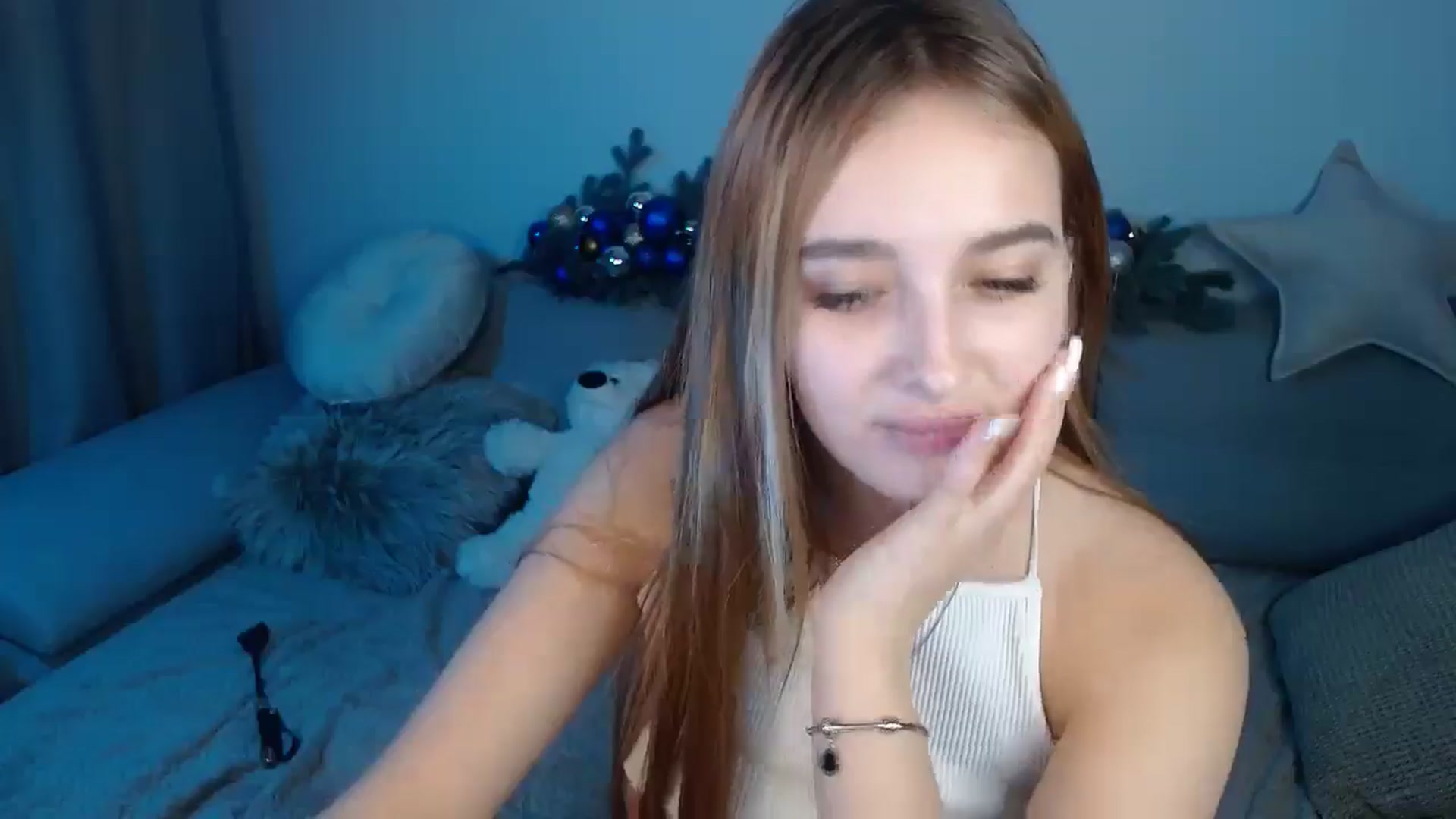 Gallery image thumbnail from TaisiaHot's myfreecams stream on, 12/26/2024, 14:13 image 17 of 20
