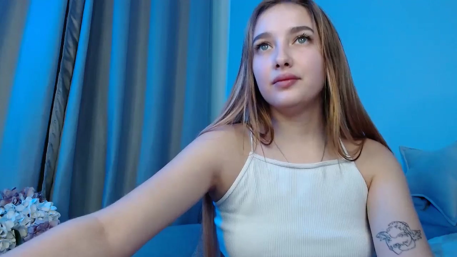 Gallery image thumbnail from TaisiaHot's myfreecams stream on, 02/02/2025, 10:40 image 6 of 20