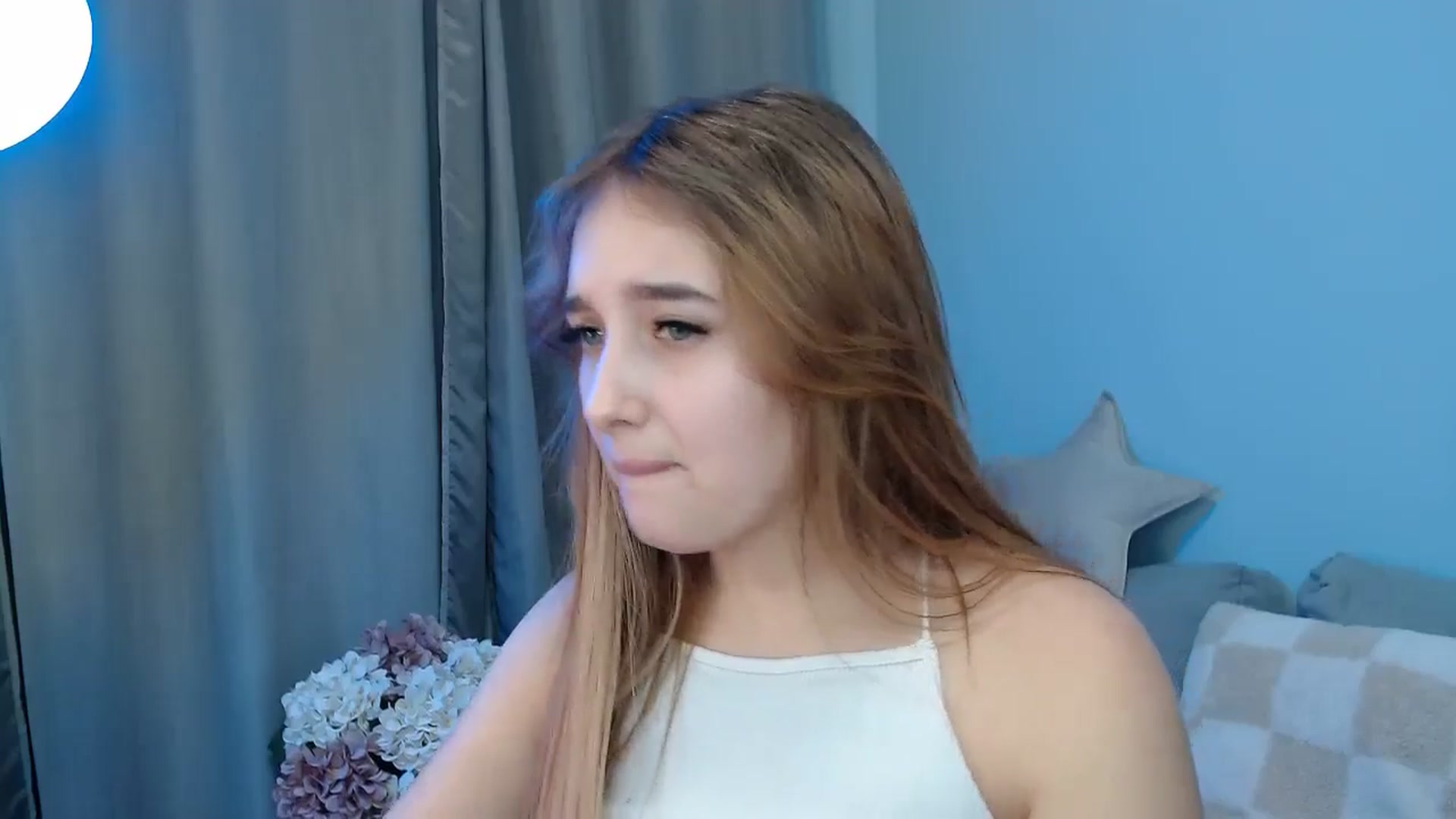 Gallery image thumbnail from TaisiaHot's myfreecams stream on, 02/17/2025, 10:19 image 4 of 20