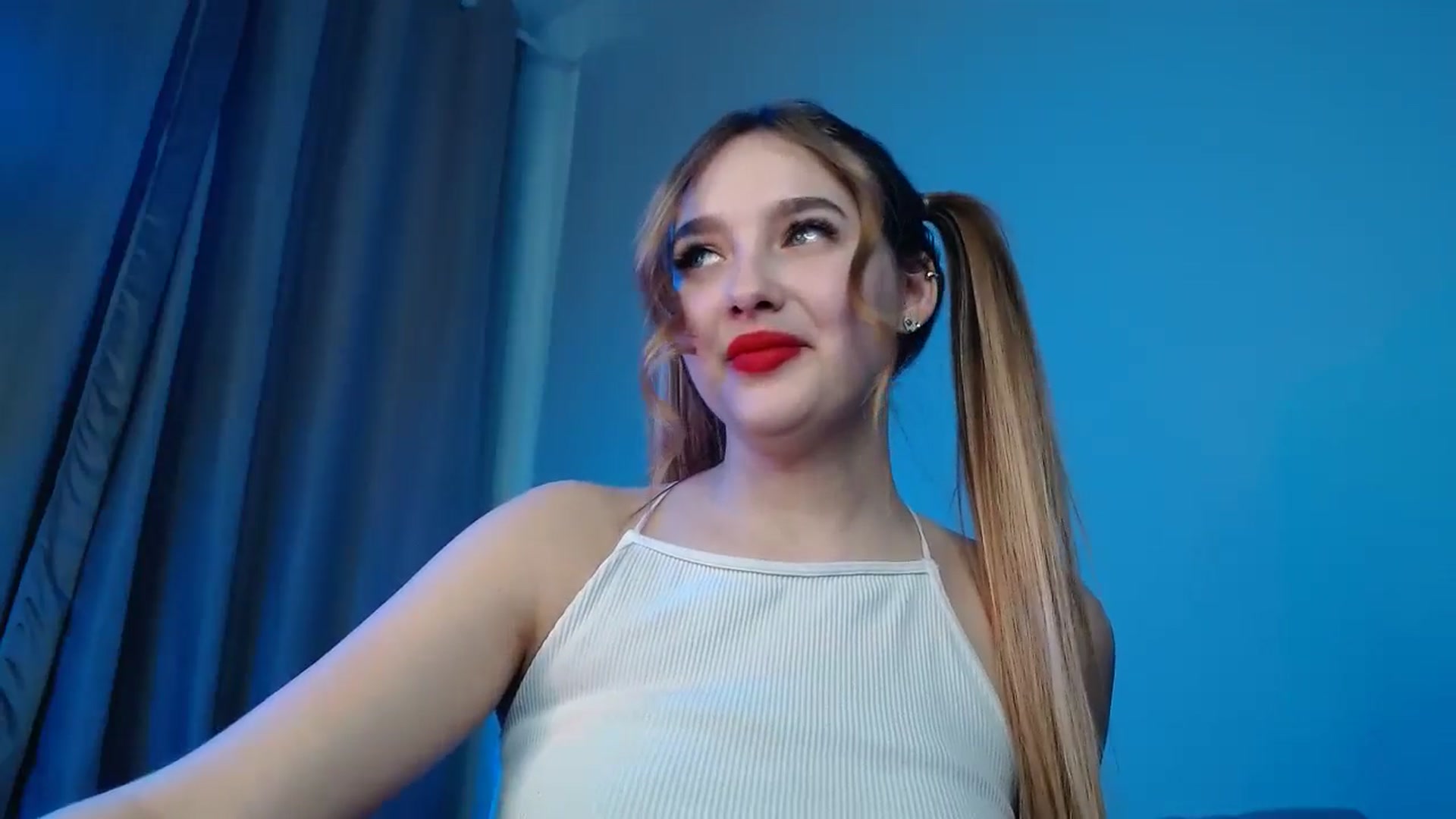 Gallery image thumbnail from TaisiaHot's myfreecams stream on, 02/18/2025, 11:46 image 6 of 20