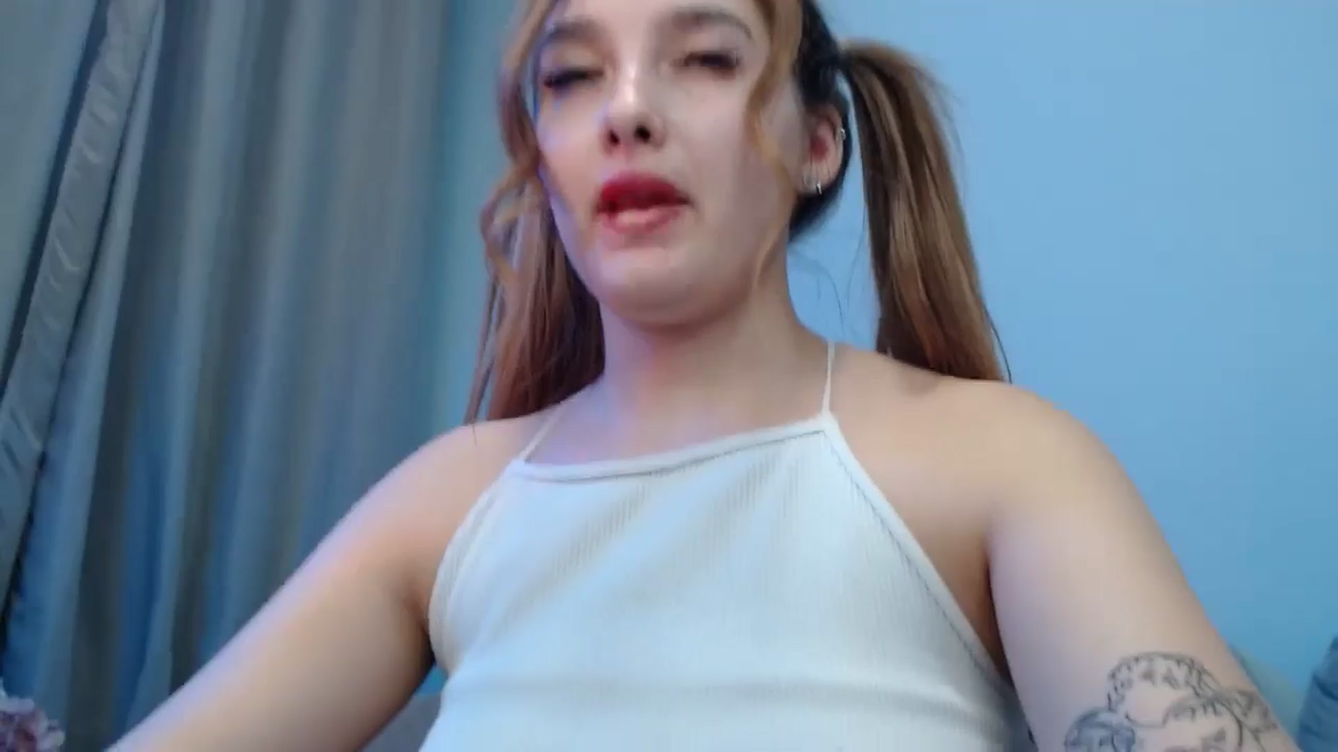 Gallery image thumbnail from TaisiaHot's myfreecams stream on, 02/18/2025, 14:08 image 10 of 20