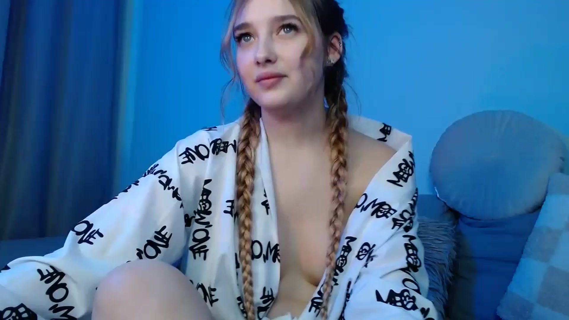 Gallery image thumbnail from TaisiaHot's myfreecams stream on, 02/24/2025, 11:22 image 1 of 20